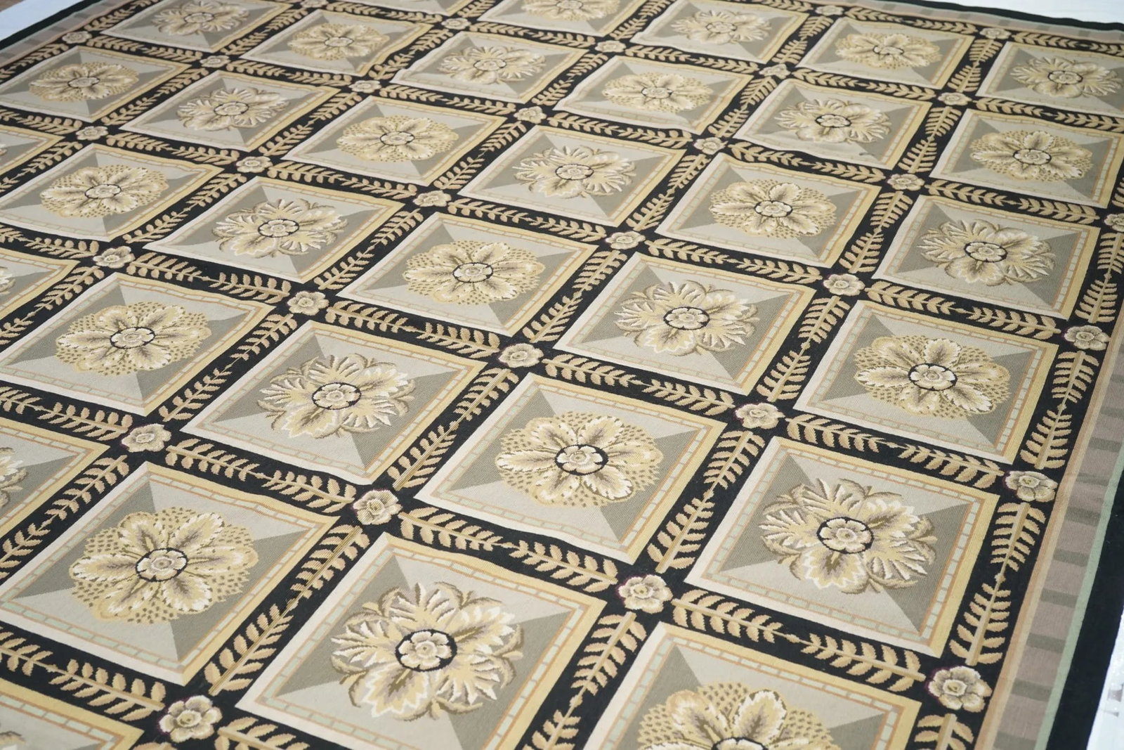 French Aubusson Design Rug 10'0" X 14'0" - 8