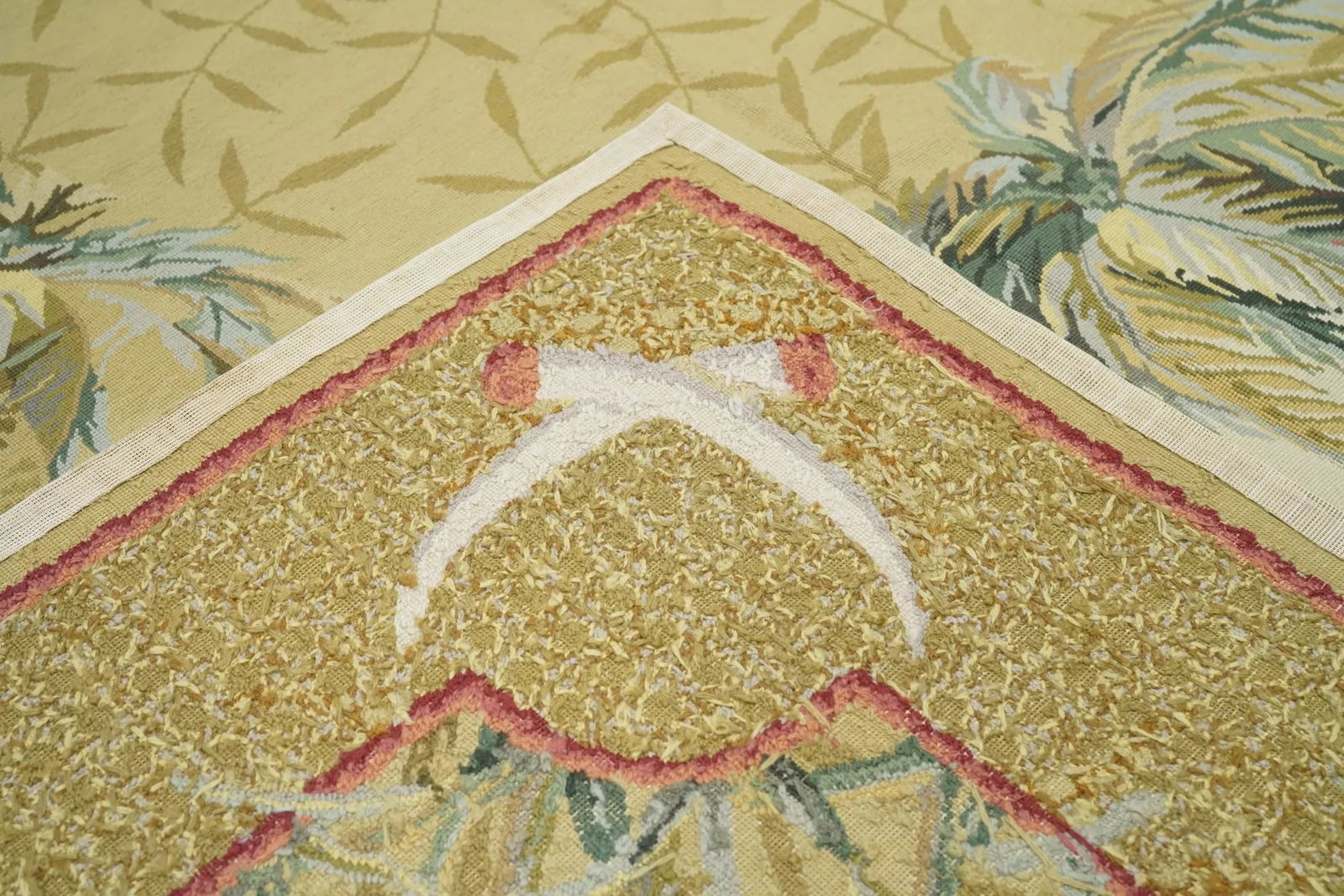 French Aubusson Design Rug 7'11'' X 10'0" - 8