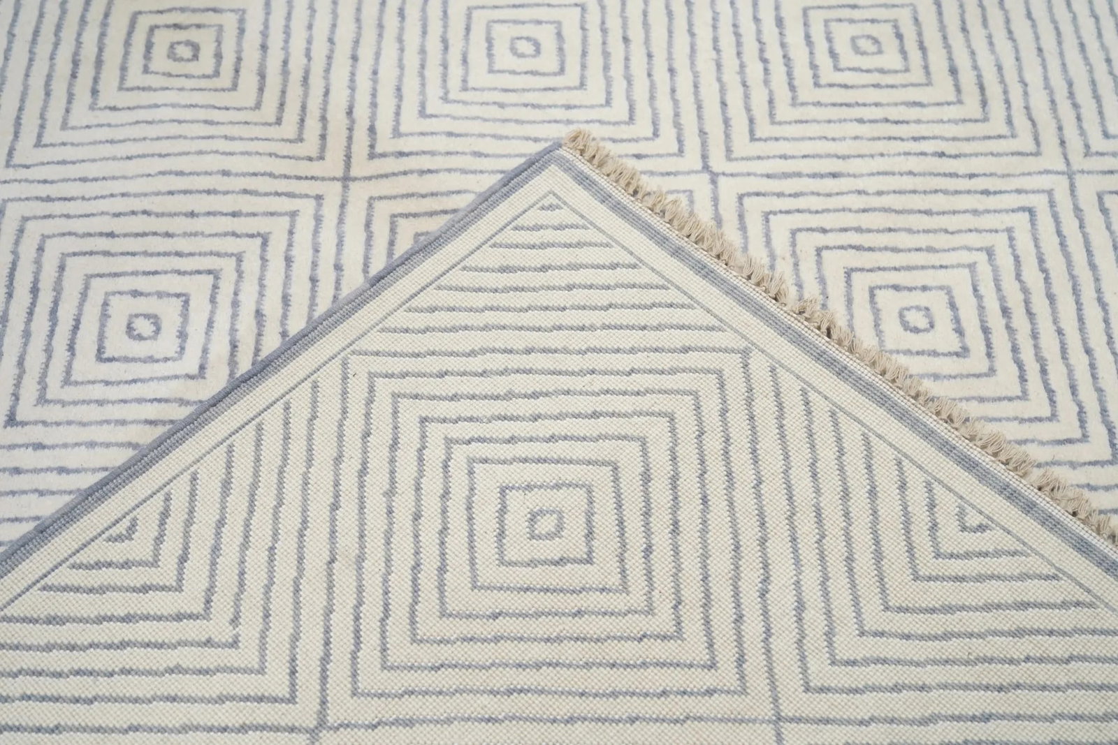 Contemporary Rug 6'0" X 9'0" - 7