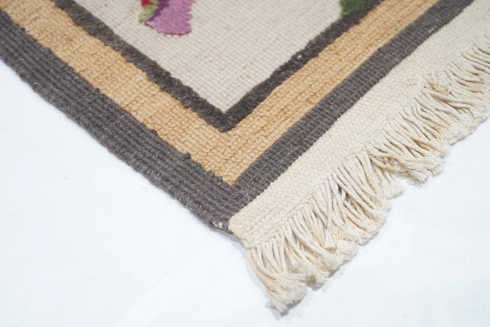 Turkish Sumak Rug 6'0" X 9'0" - 3