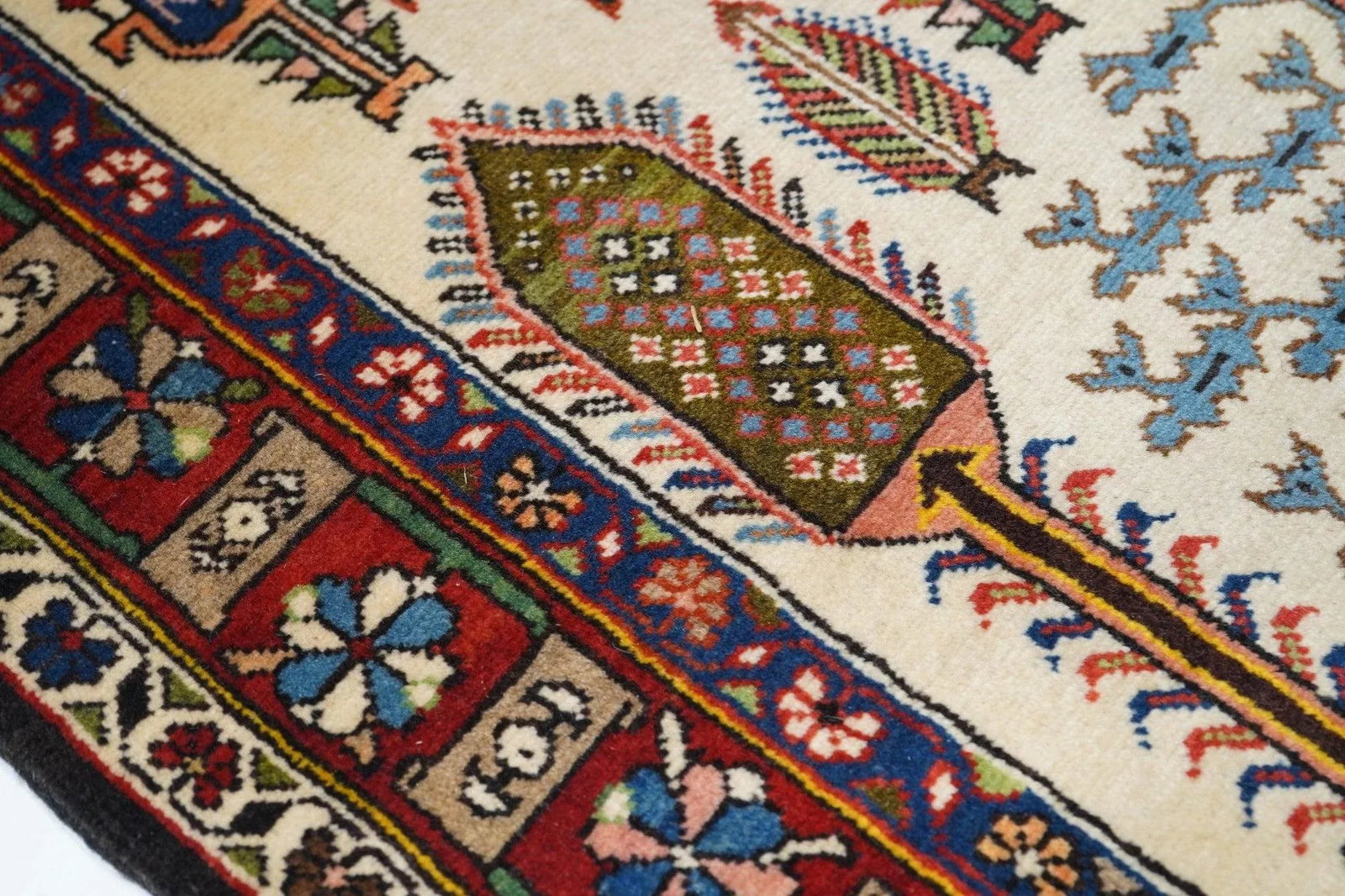 Contemporary Bakhtiari Runner 2'9'' X 9'4'' - 4