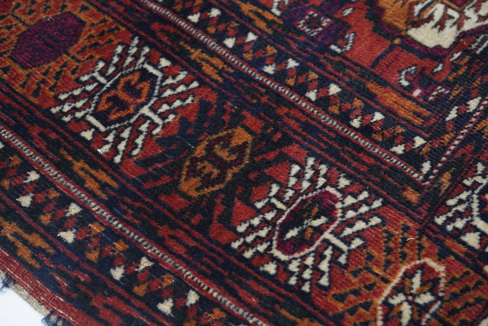 Vintage Turkmen Rug 3'8'' X 5'9'' - 4