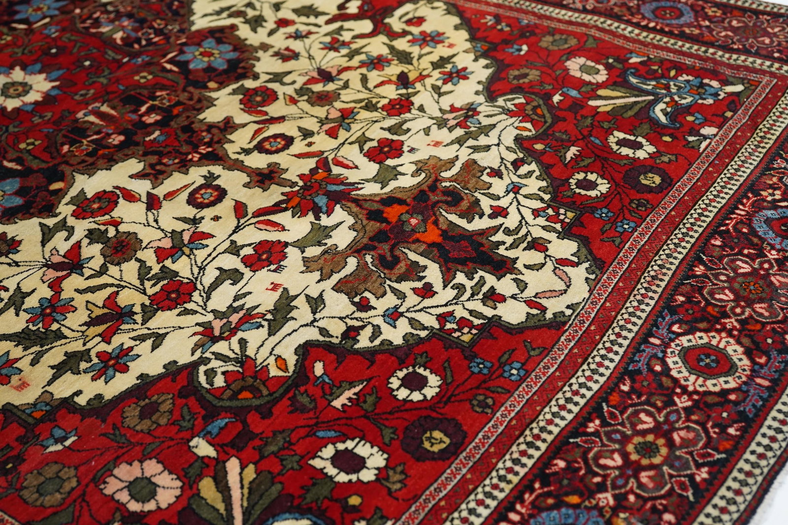 Antique Farahan Sarouk Rug 4'3'' X 6'4'' - 6