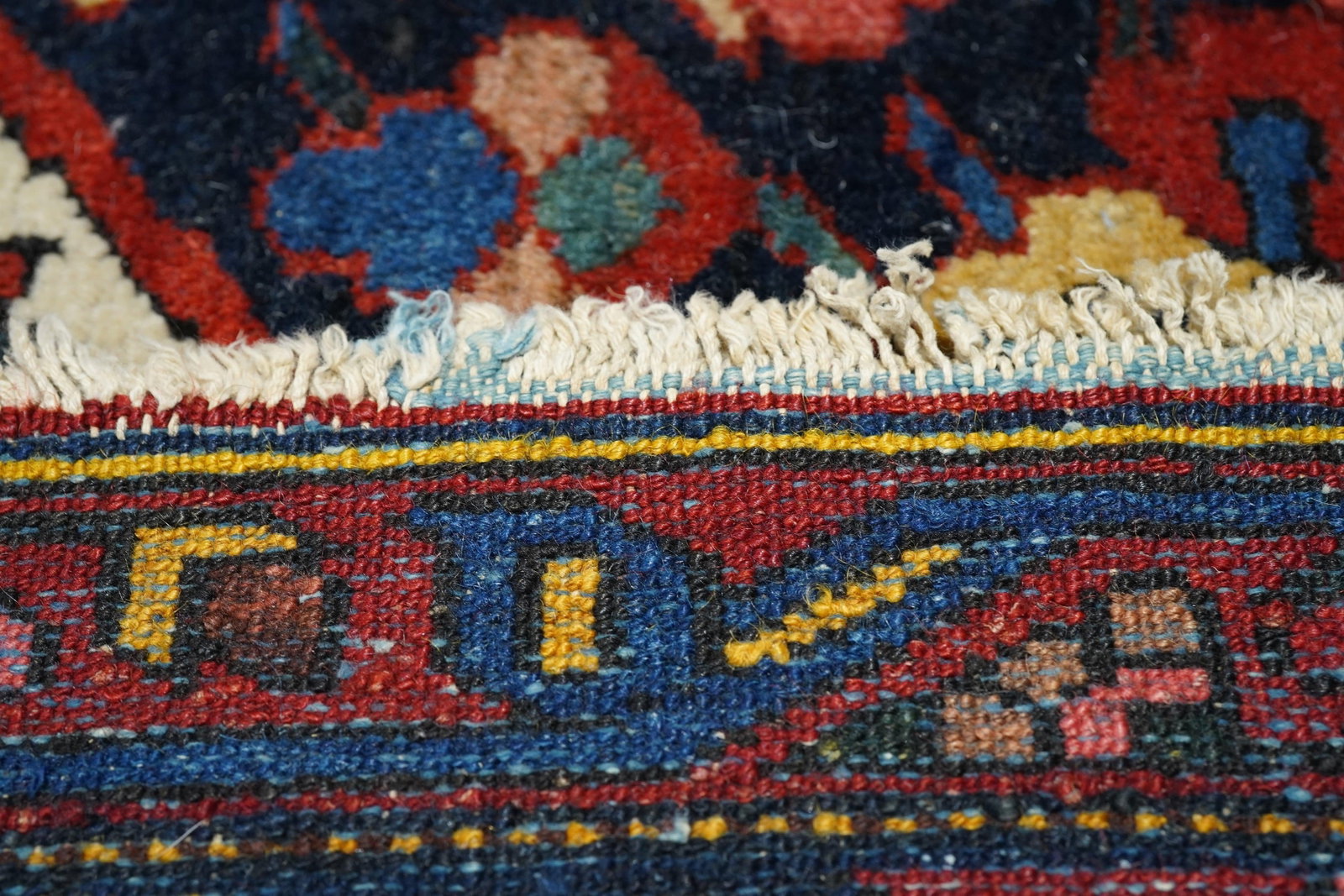 Vintage Bakhtiari Rug 10'2'' X 12'1'' - 11