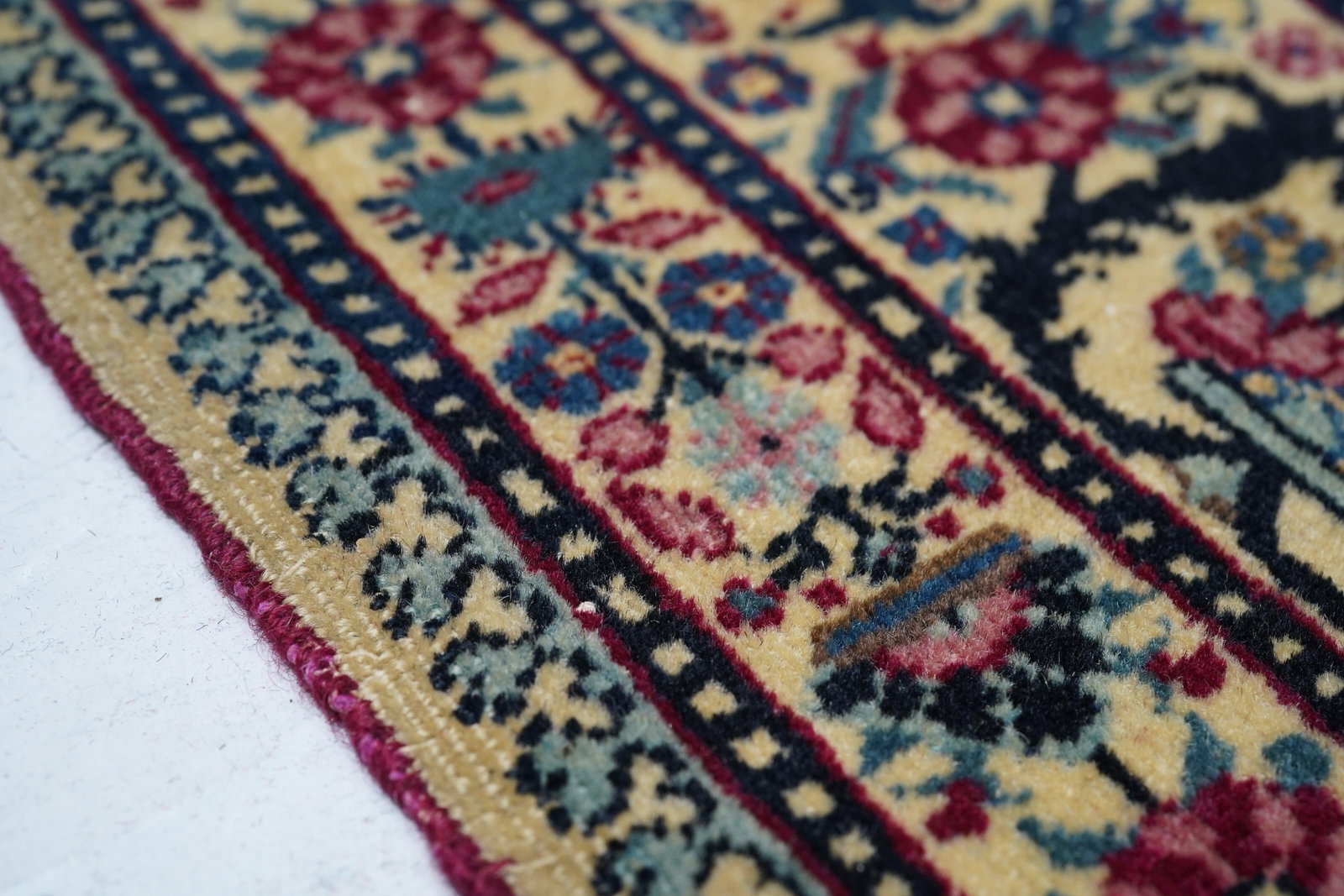 Antique Tabriz Rug 4'5'' X 6'7'' - 5