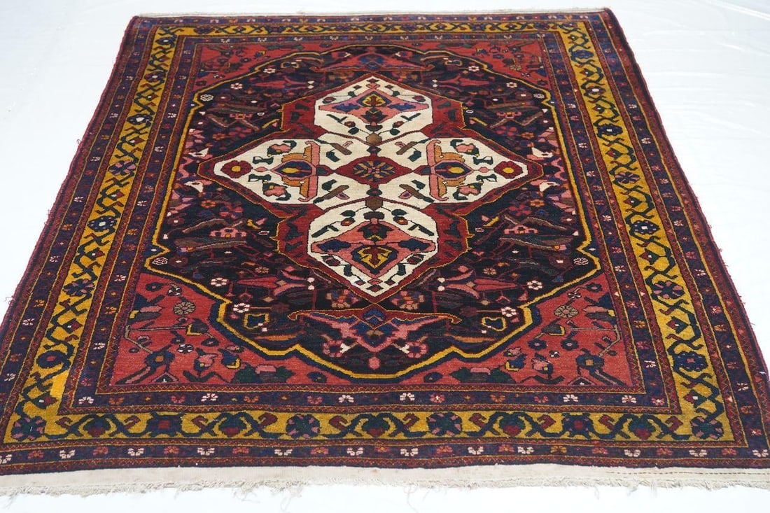 Antique Bakhtiari Rug 5'0'' X 6'4'' - 6