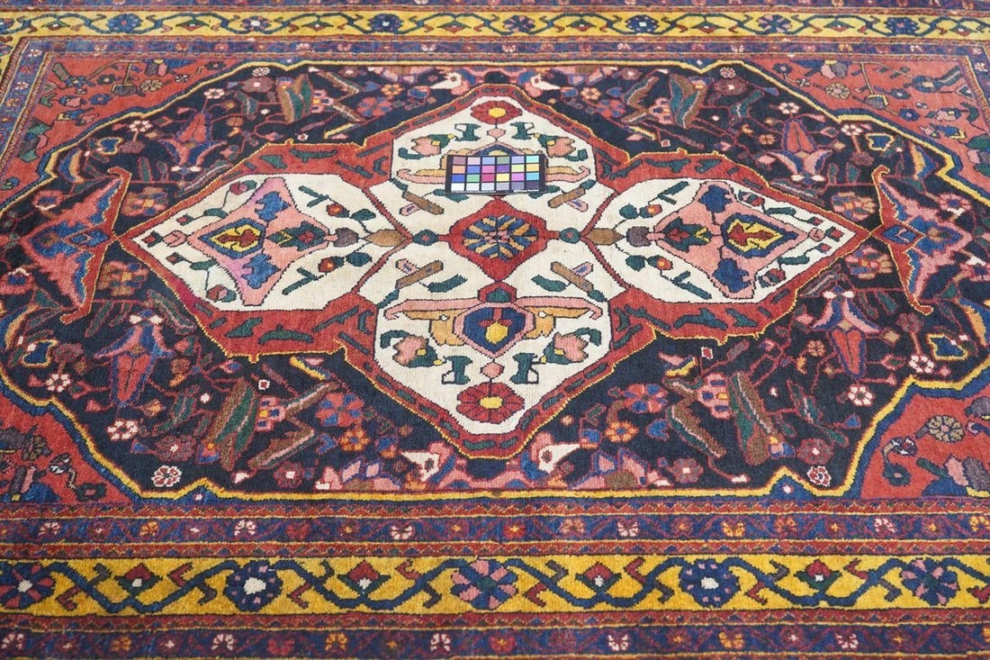 Antique Bakhtiari Rug 5'0'' X 6'4'' - 9
