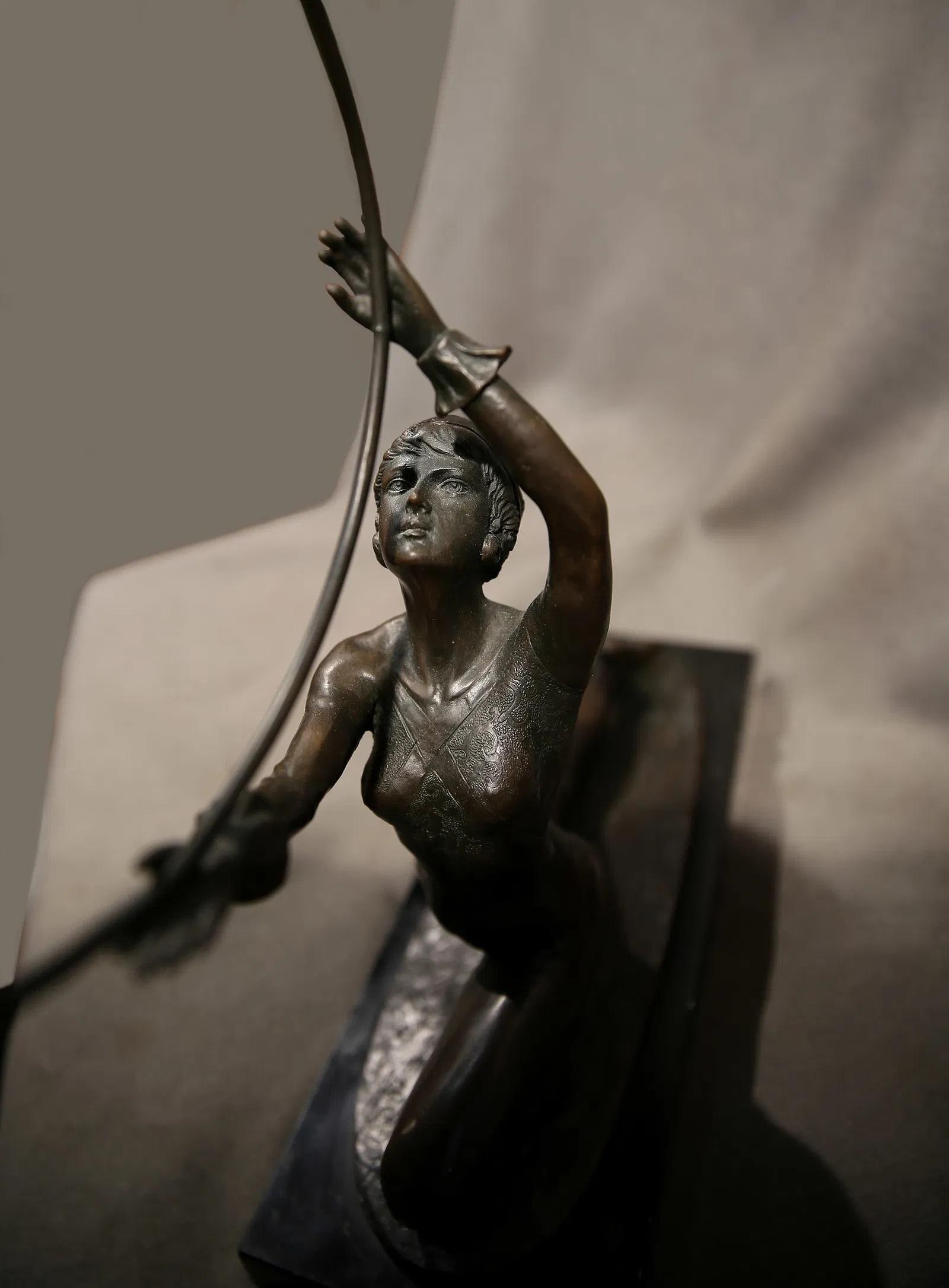 Mid 20th Century Acrobat Performer Sculpture - Ferdinand Preiss - 2