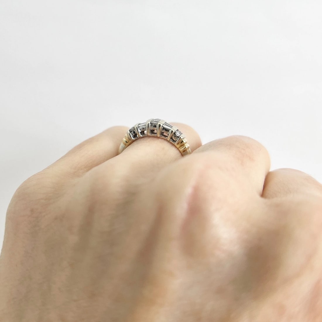 Vintage Two-Tone Baguette Diamond Gemlock-Set Ring 14K White Gold, 3.30 Grams - 4