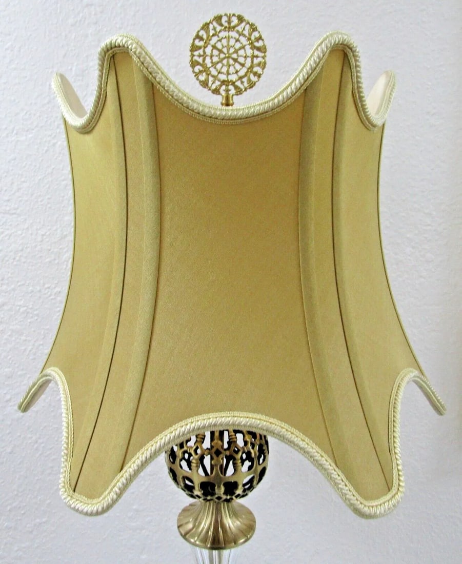 Chelsea House Daines Glass and Brass Art Nouveau Style Accent Lamp - 4