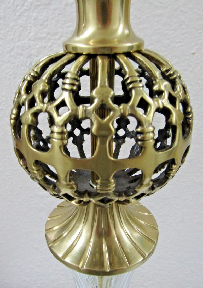 Chelsea House Daines Glass and Brass Art Nouveau Style Accent Lamp - 7