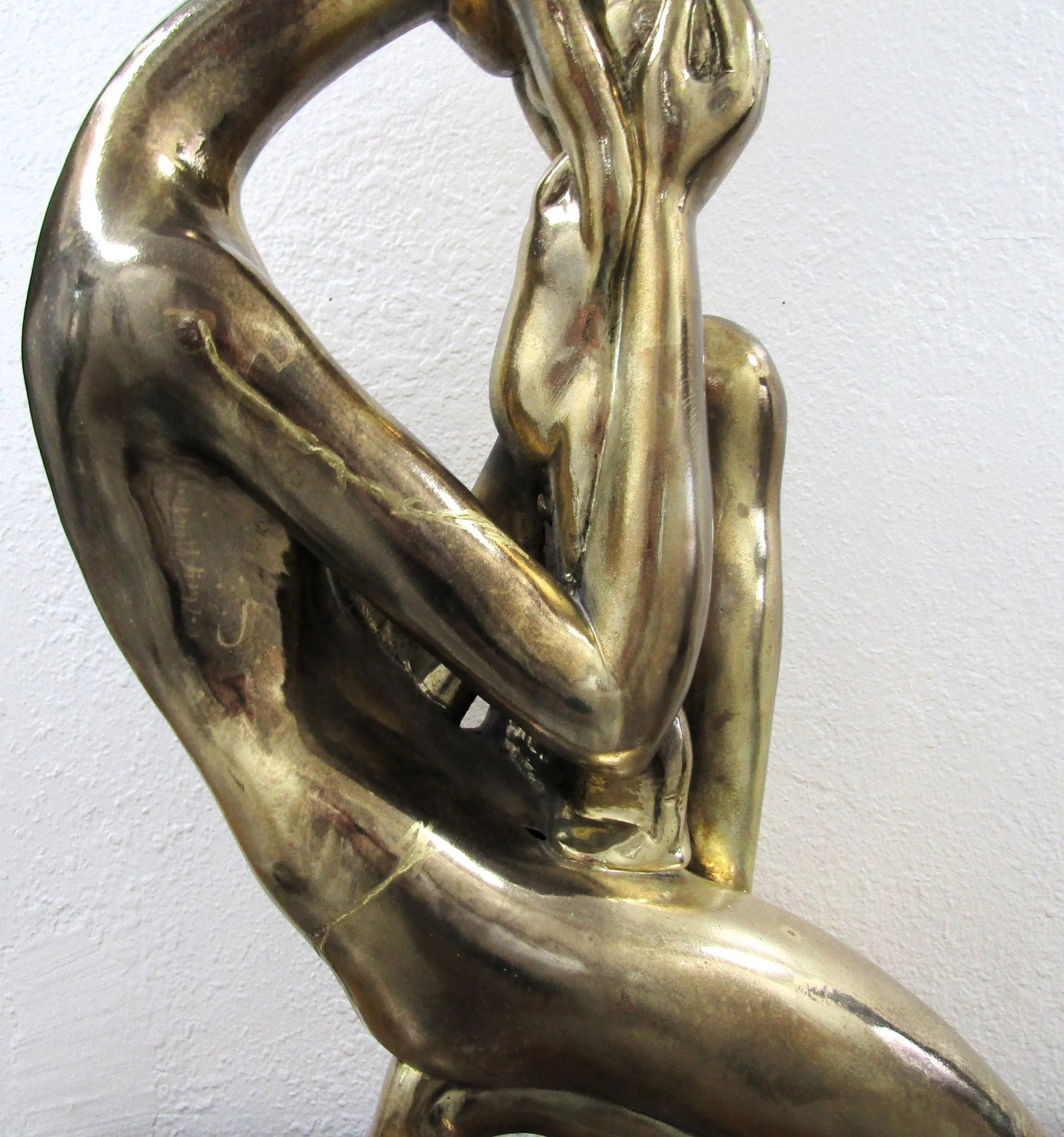 1973 Manuel Carbonell Austin Productions Mother and Child First Kiss Gold Sculpture - 5
