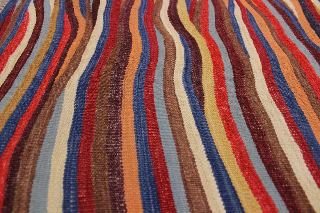 Shabby Chic Kilim Red/Blue Hand-Woven Wool Rug -6'1 X 8'2 - 5