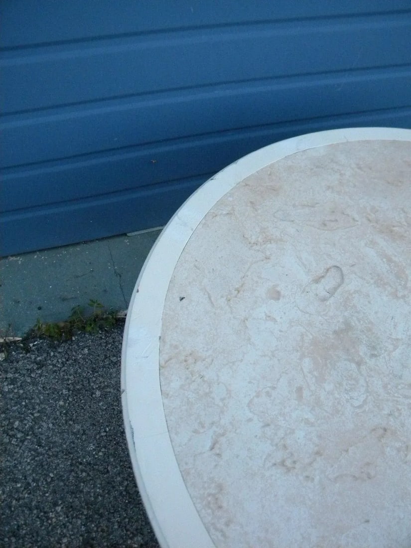 French Round Distressed Painted Coffee Table - 10