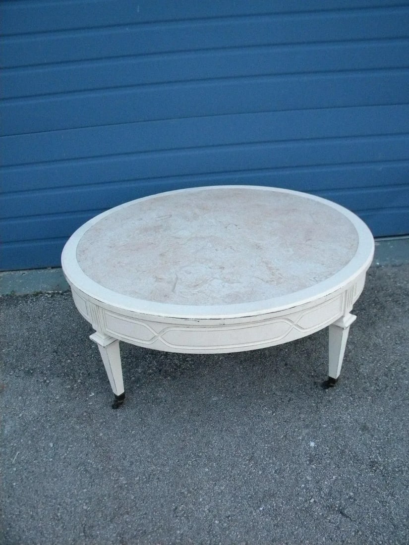 French Round Distressed Painted Coffee Table - 11