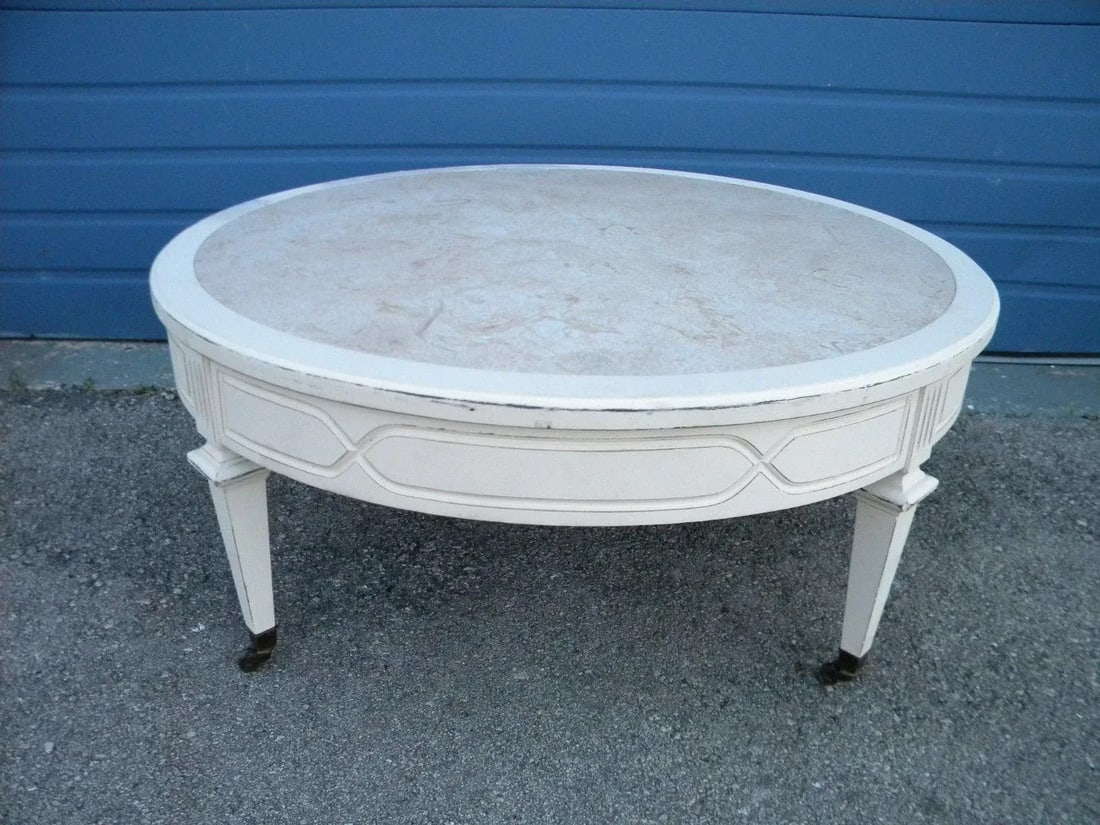 French Round Distressed Painted Coffee Table - 3