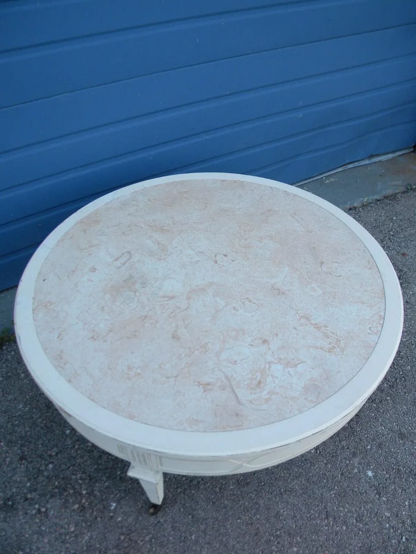 French Round Distressed Painted Coffee Table - 4