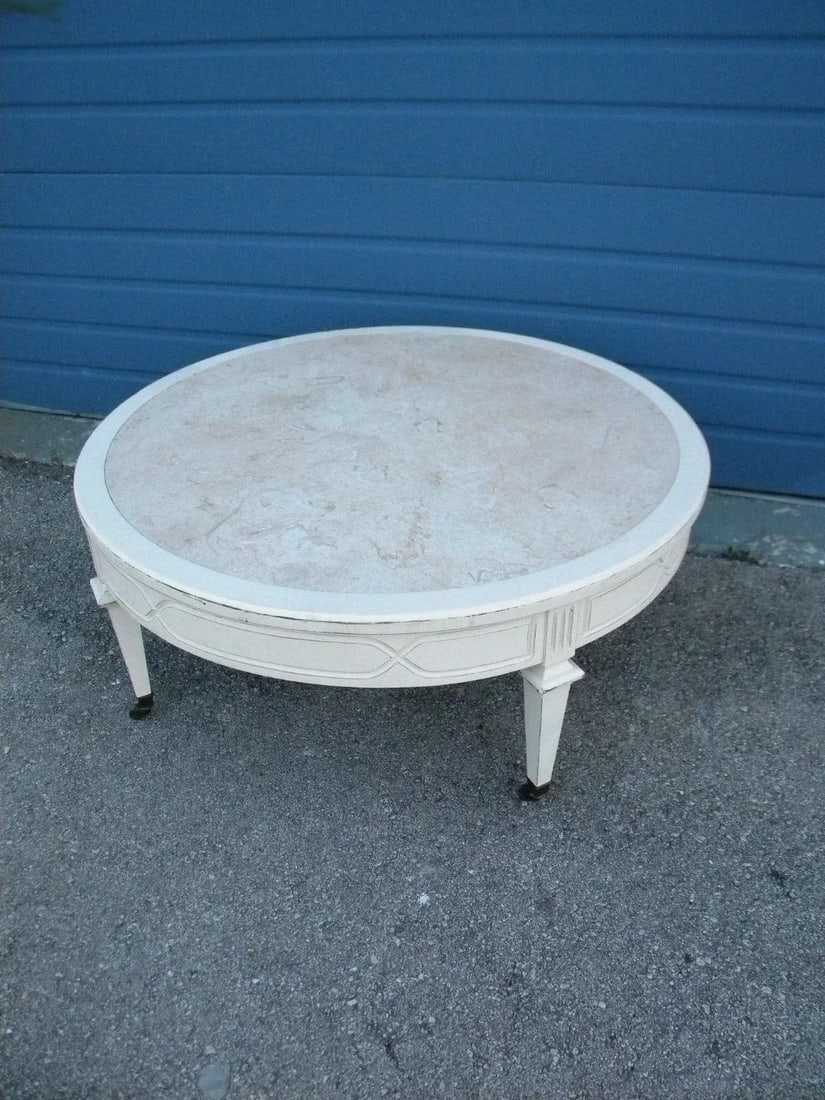 French Round Distressed Painted Coffee Table - 6
