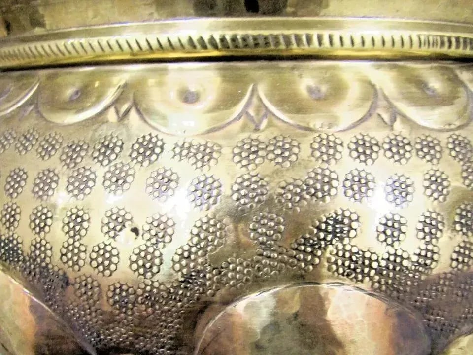 Vintage Large Italian Brass Hand Chased Planter - 7