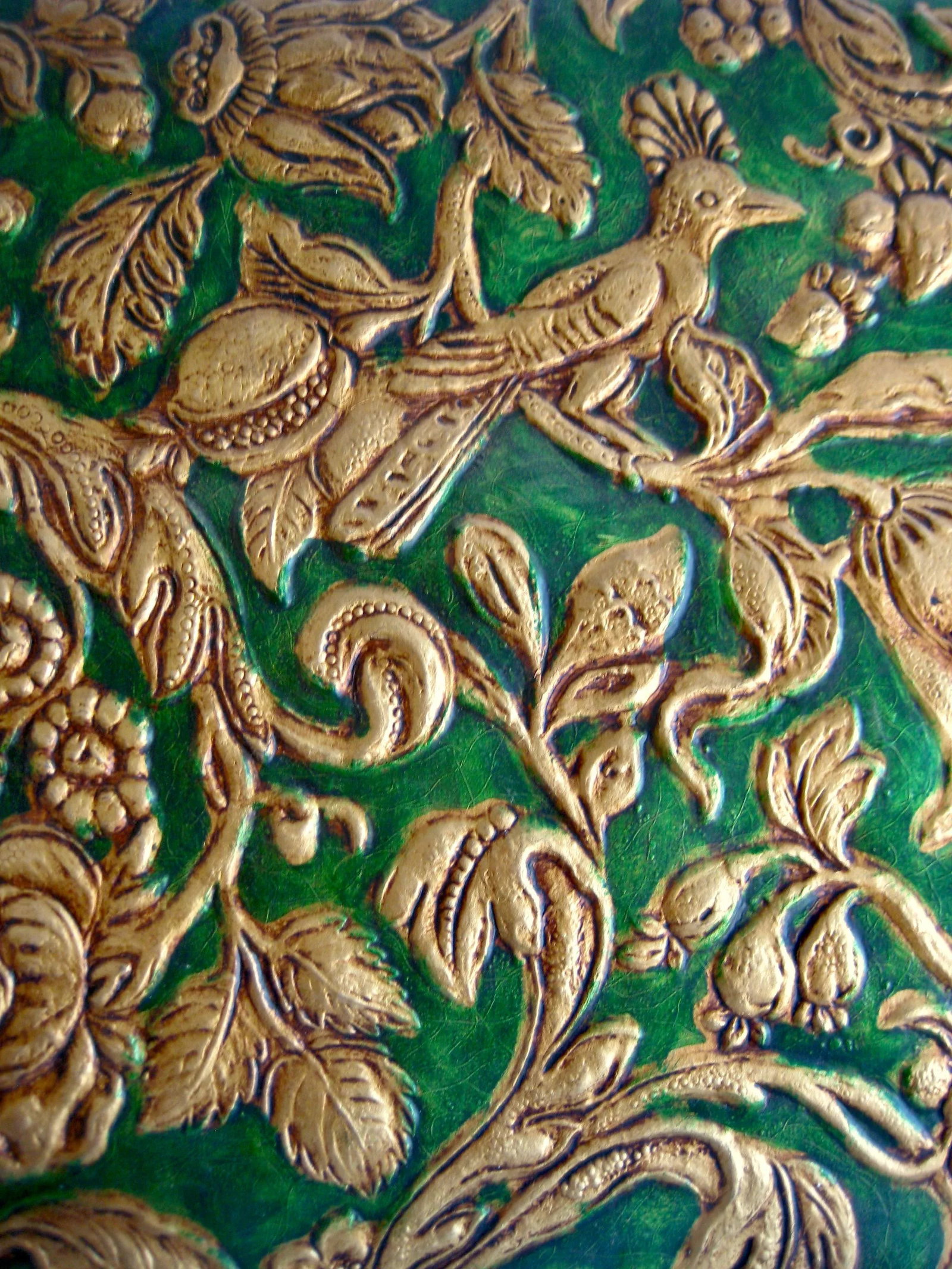 French Emboss Neo-Gothic Wall Paper Roll Cordova Leather Style Late 18 Hundreds - 6