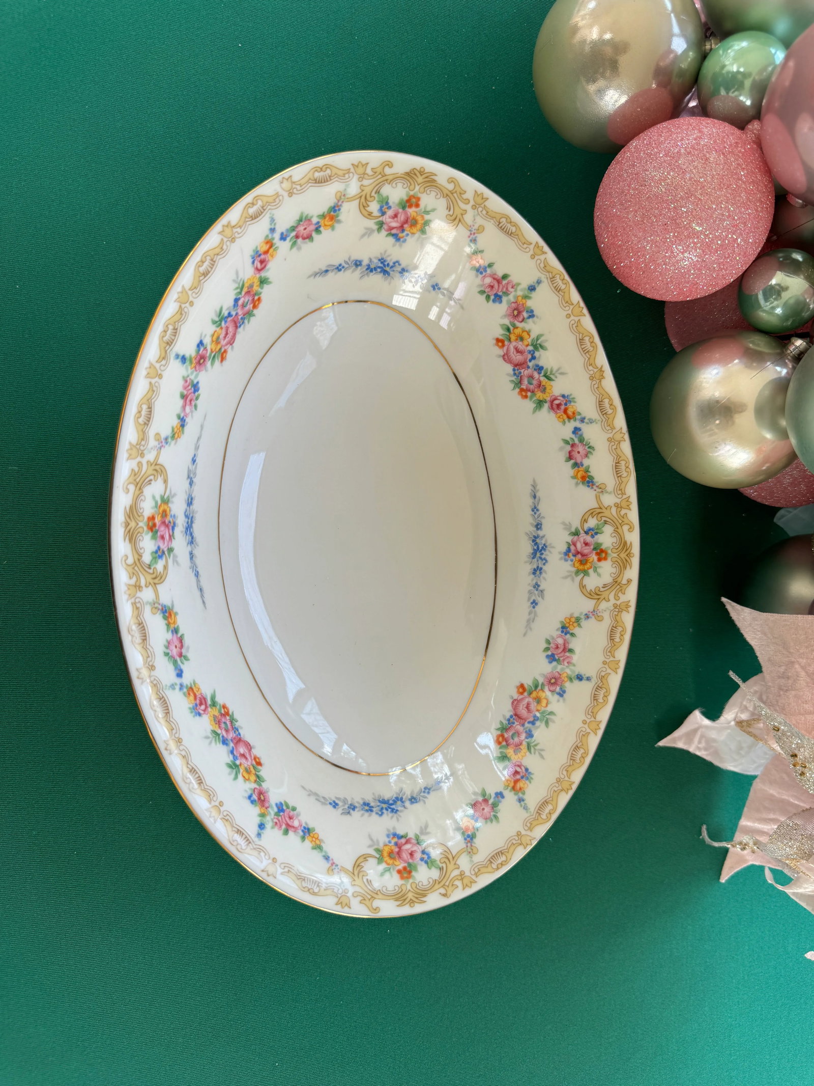 Lovely China for 12 Plus Serveware- 101 Pieces - 10