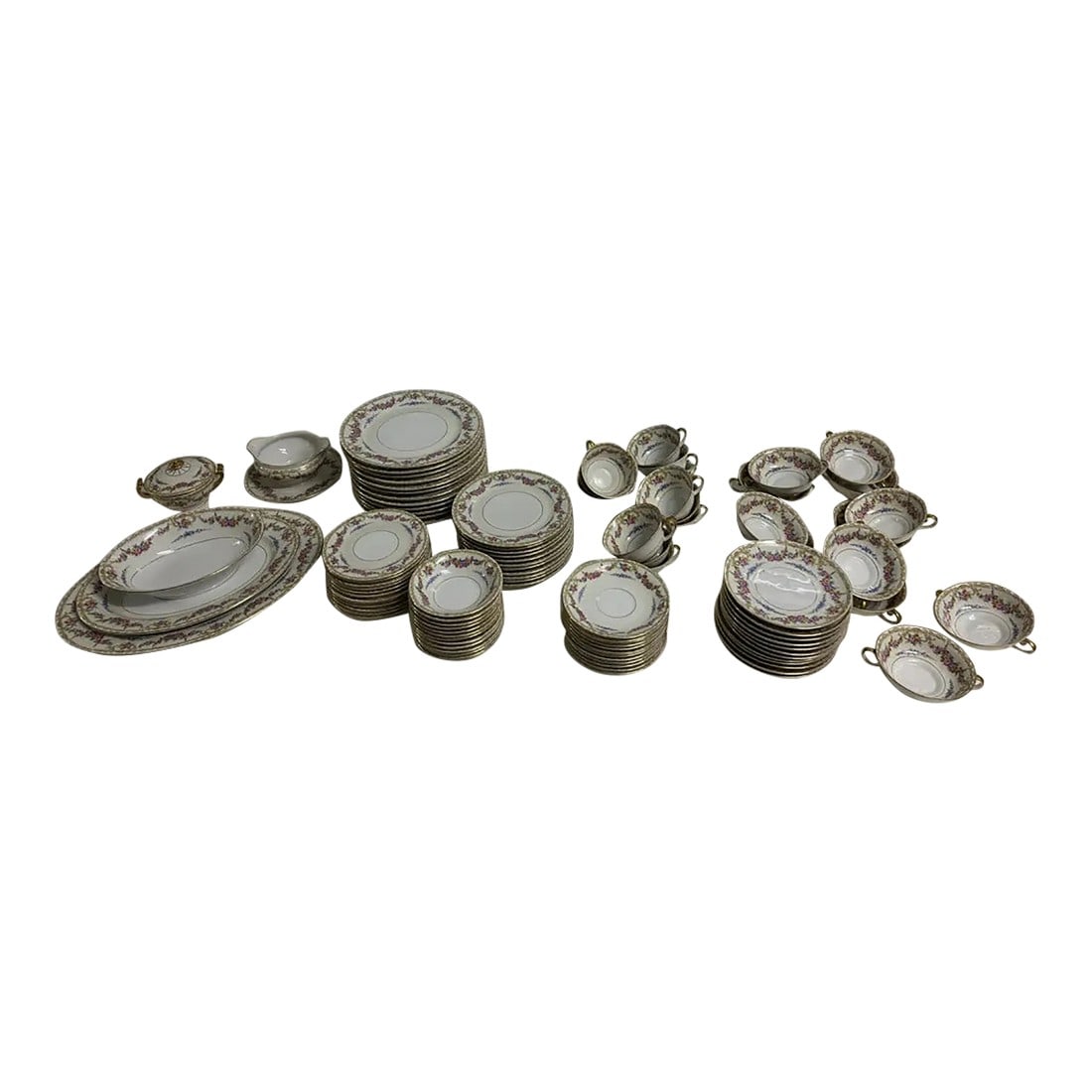 Lovely China for 12 Plus Serveware- 101 Pieces (1 of 12)
