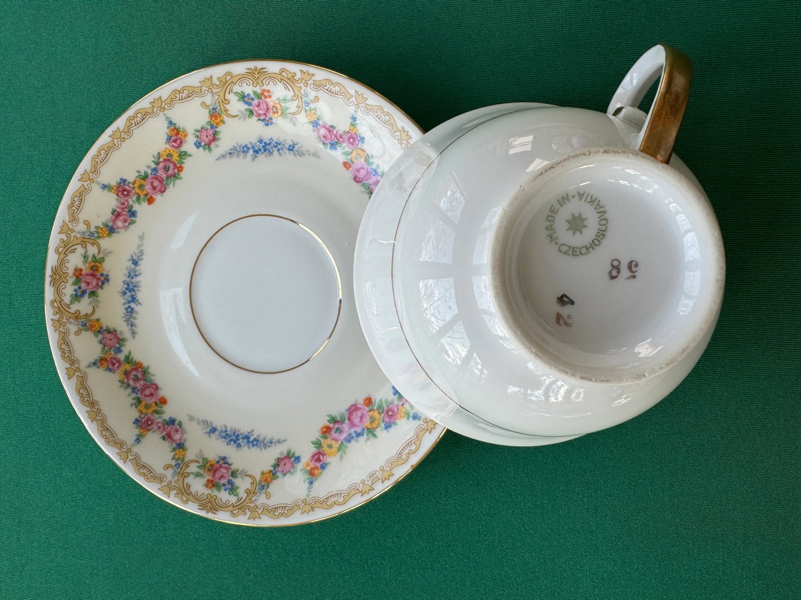 Lovely China for 12 Plus Serveware- 101 Pieces - 6
