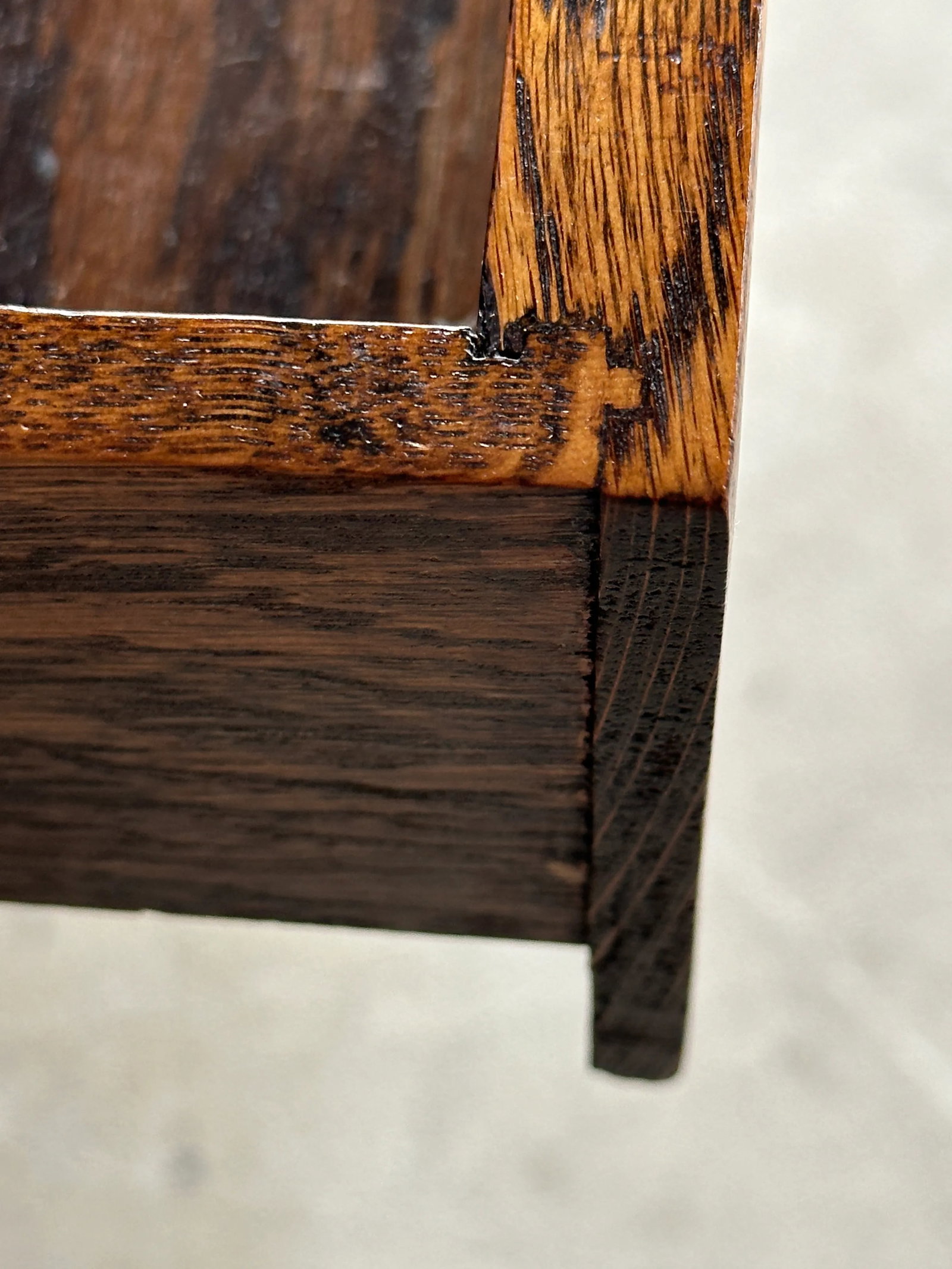 American Tiger Oak Side Table W. Shelf - 10