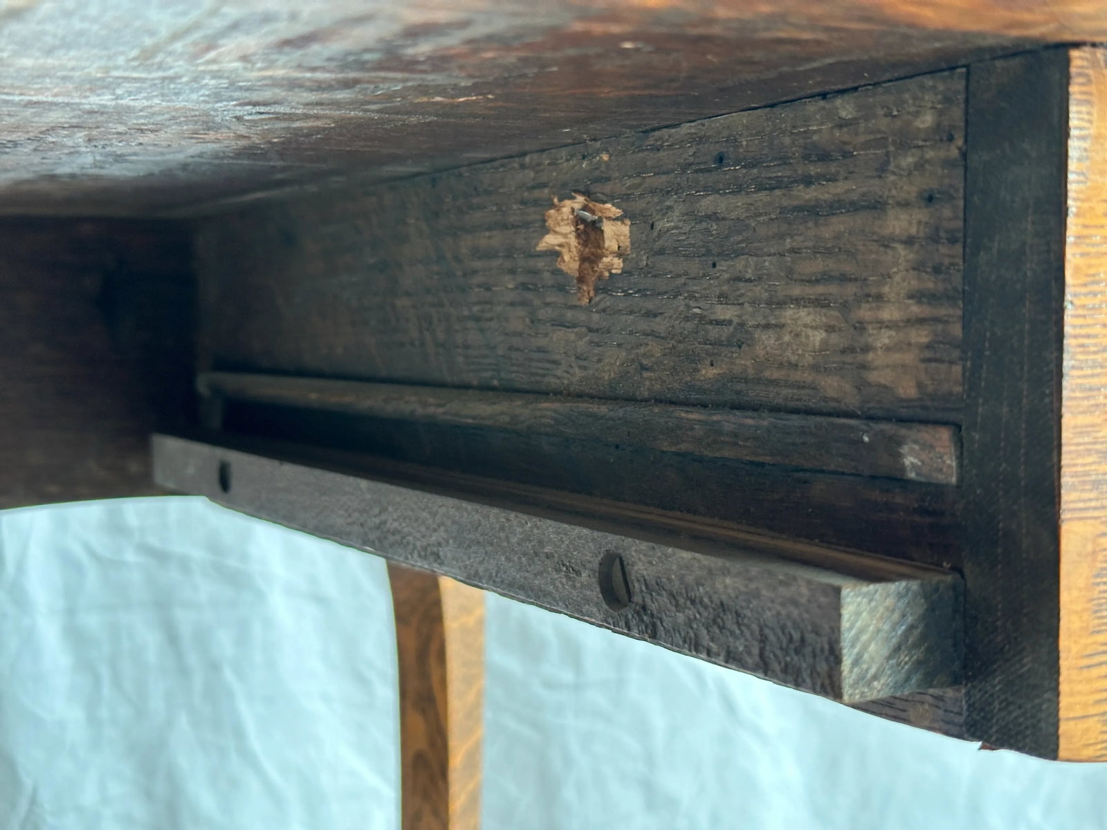American Tiger Oak Side Table W. Shelf - 12