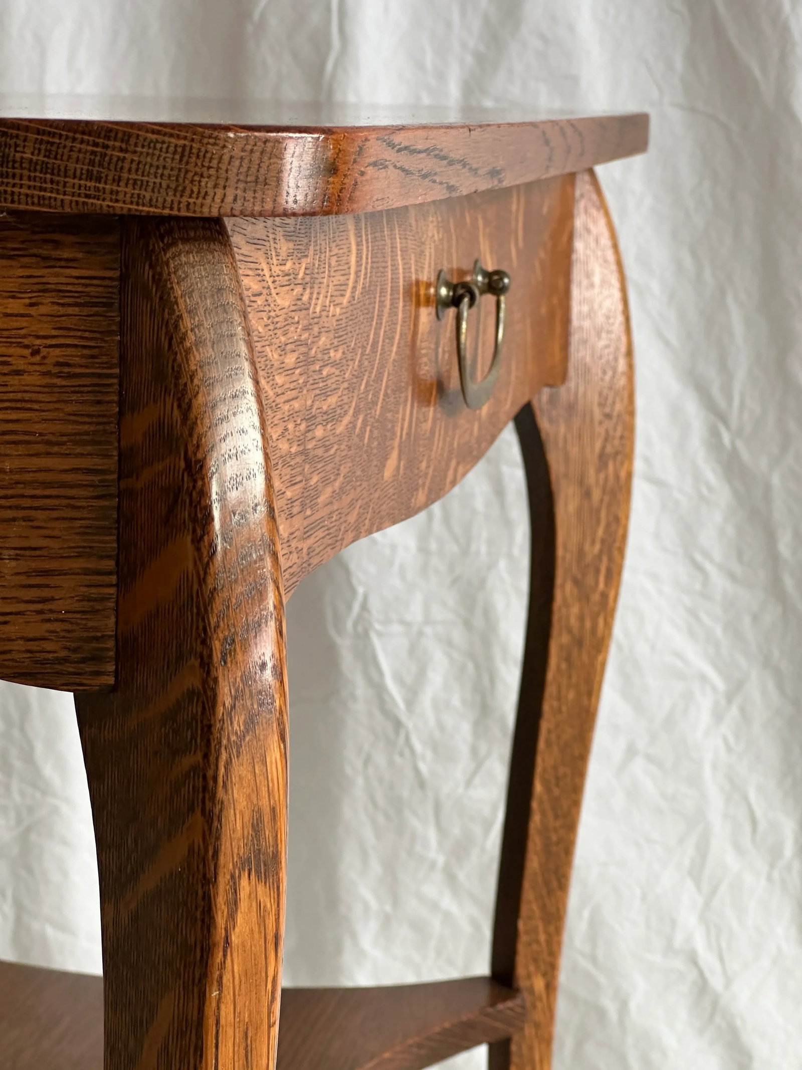 American Tiger Oak Side Table W. Shelf - 7