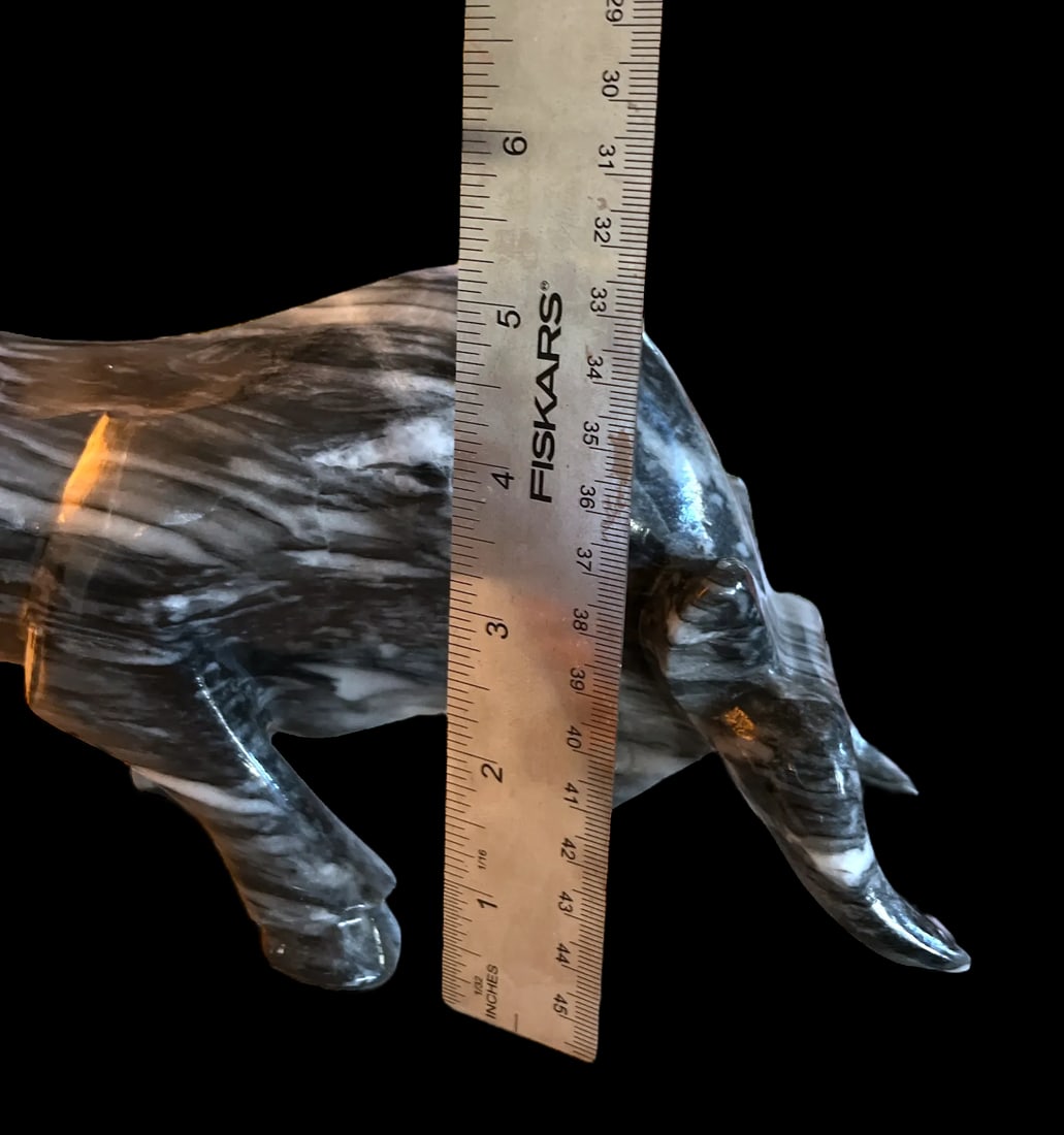 1970s Hand Carved Black & White Italian Marble Bull Sculpture - 8