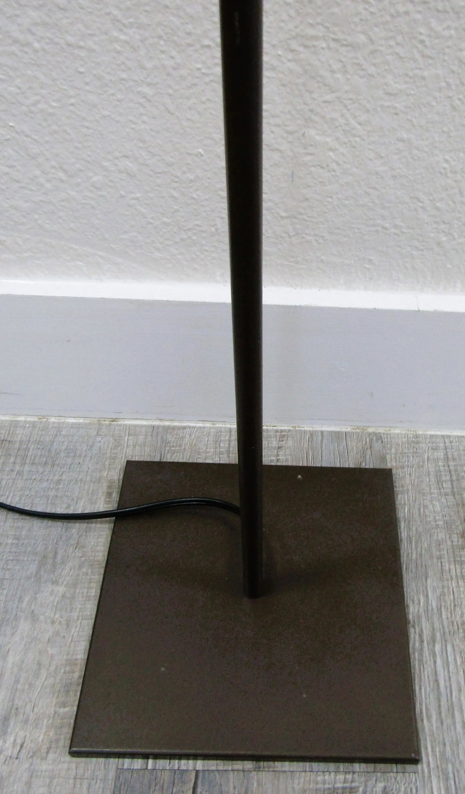 Ateliers Clarisse Dutraive Gray Steel and Red Glass Floor Lamp Signed - 7