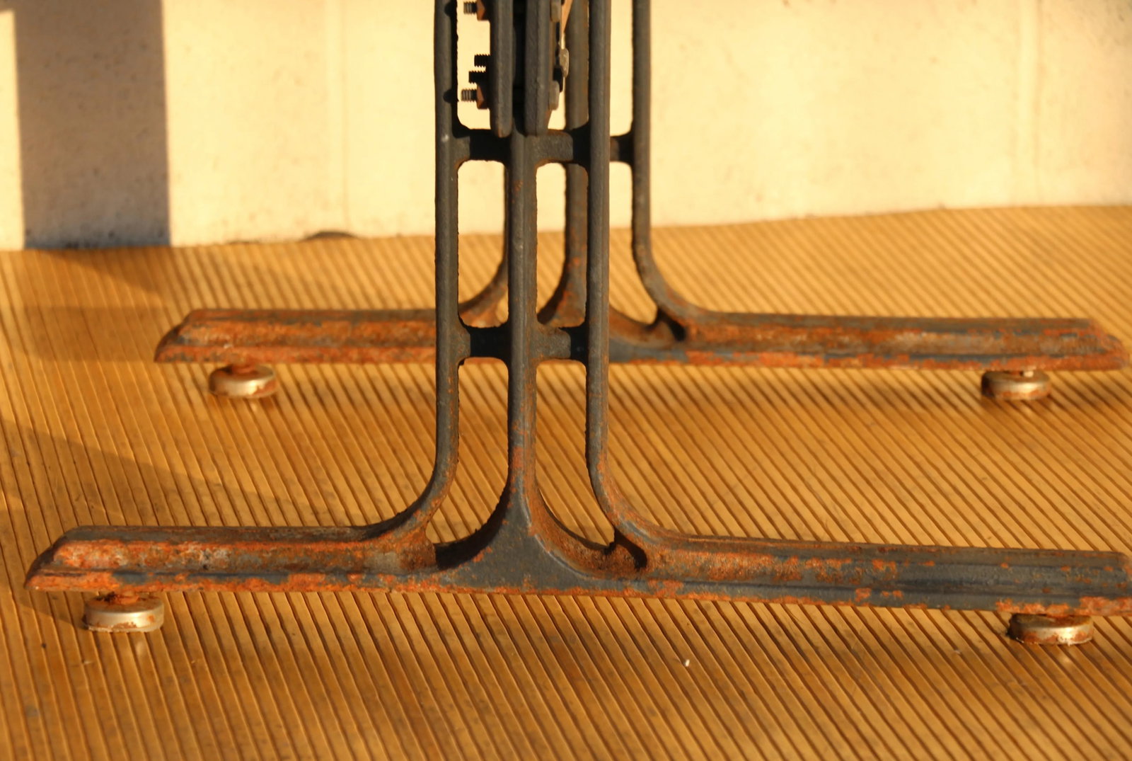 Vintage Pair of Slatted Oak Benches Made by Falcon, Circa 1950 - 11