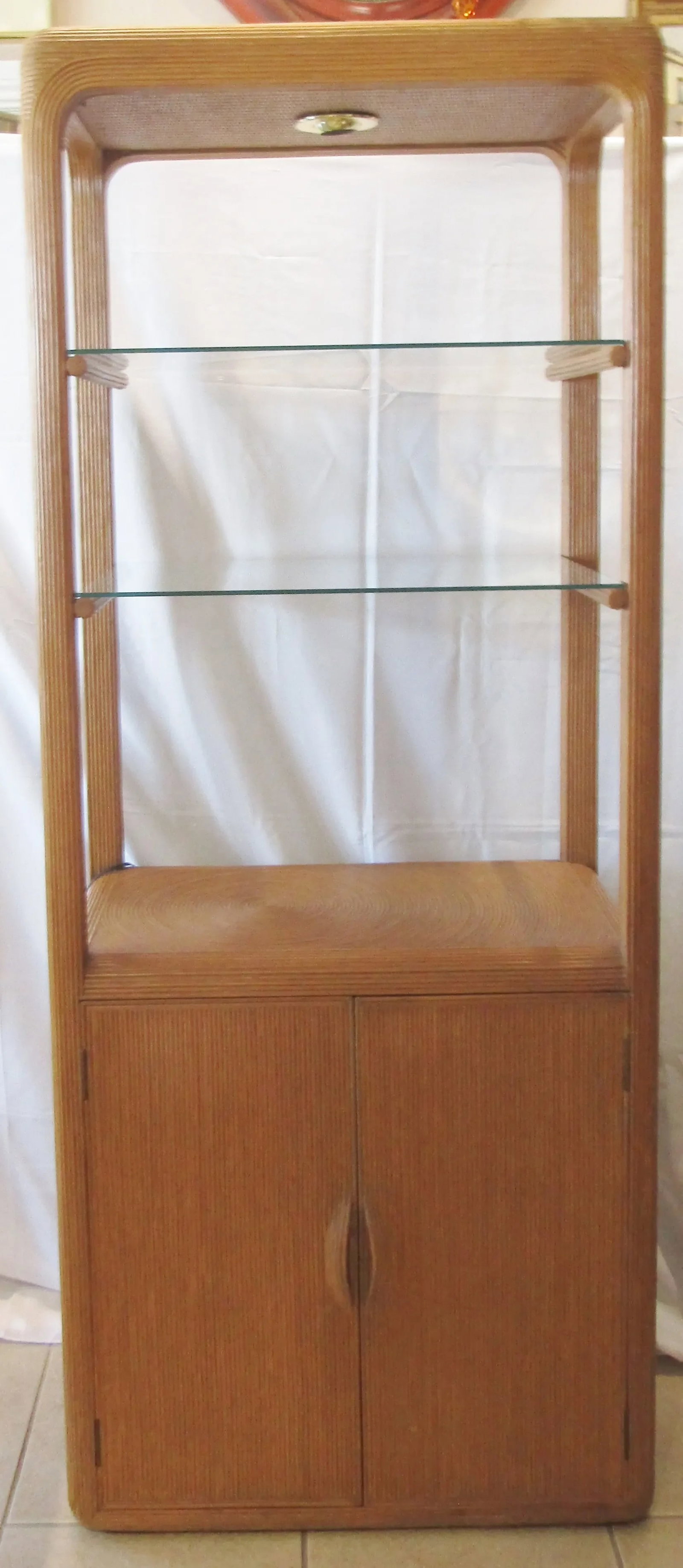 1970s Matched Pair of Pencil Reed Etageres in the Style of Gabriella Crespi - 3