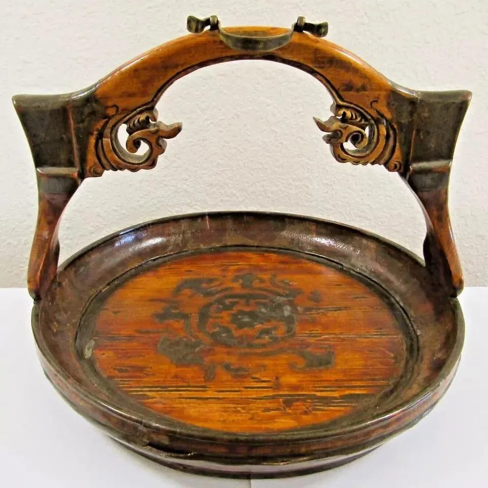 Antique 19th Century Hand-Carved Chinese Wooden Offering Basket With Design - 8