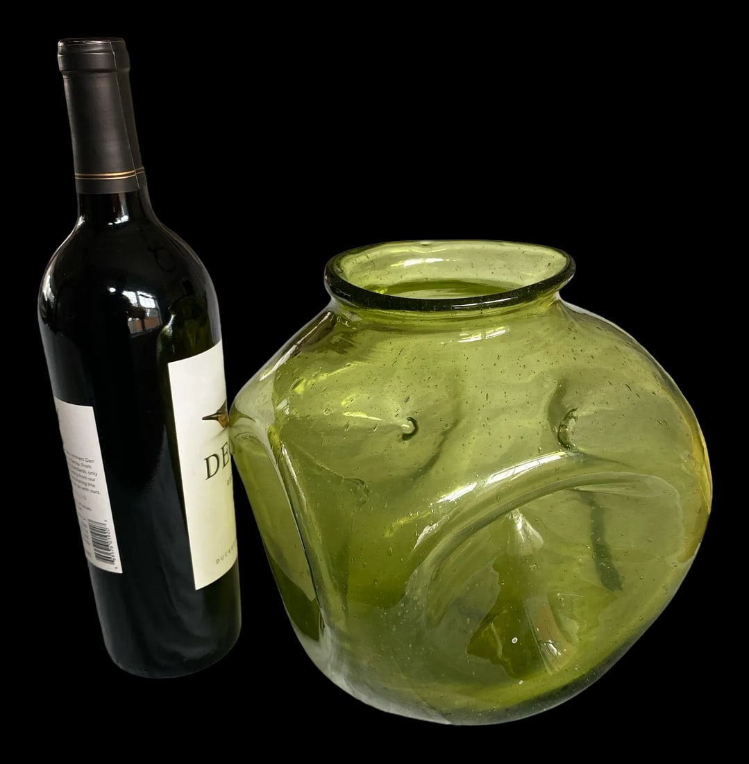 Large 1950s Winslow Anderson for Blenko Attributed Dimpled Lime Green Chartruse Art Glass Vessel - 2