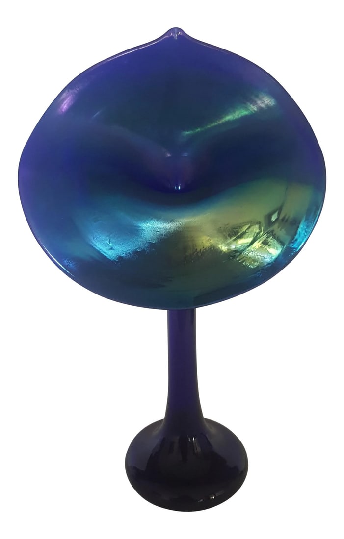 Correia Art Glass "Jack-In-The-Pulp Vase (1 of 8)