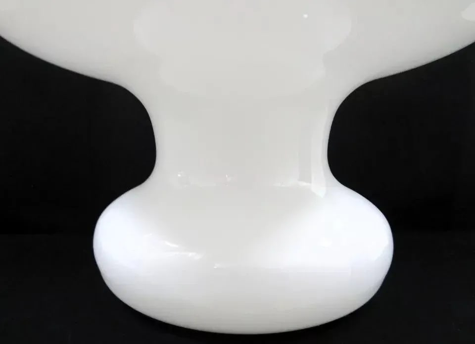 Vintage White Art Glass Mushroom Table Lamp Circa 1960s Attributed to Murano - 5