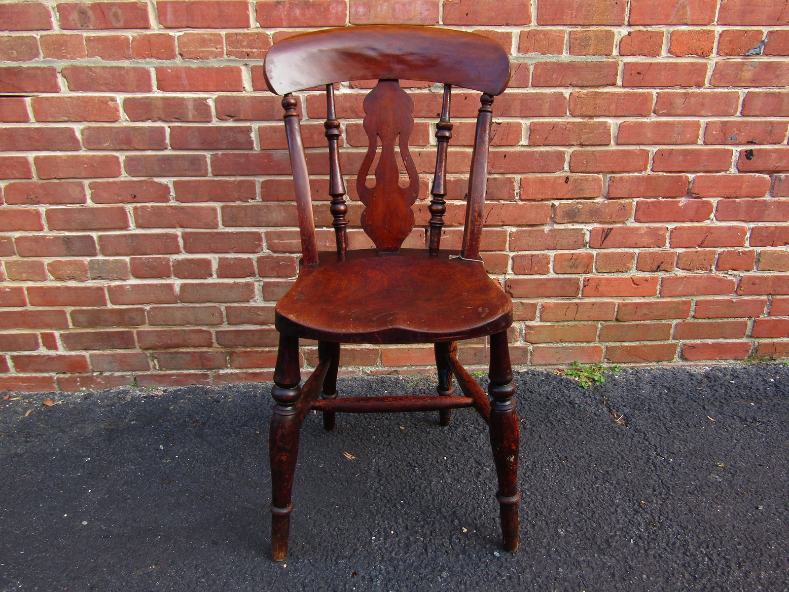 English Victorian Elm Fiddleback Kitchen/Dining Chair 1860 - 2