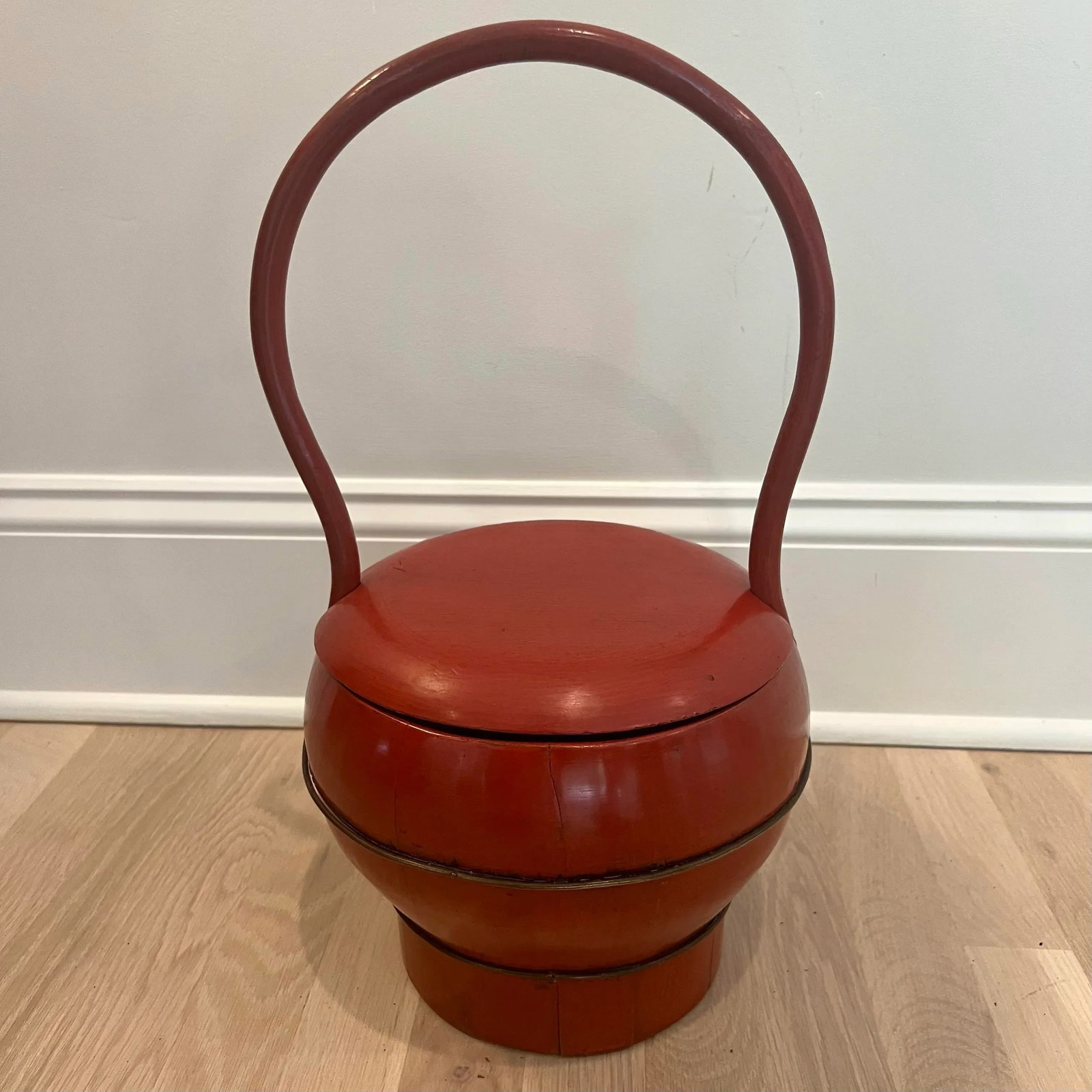 Early 20th Century Antique Red Lacquered Wedding Basket With Lid - 2