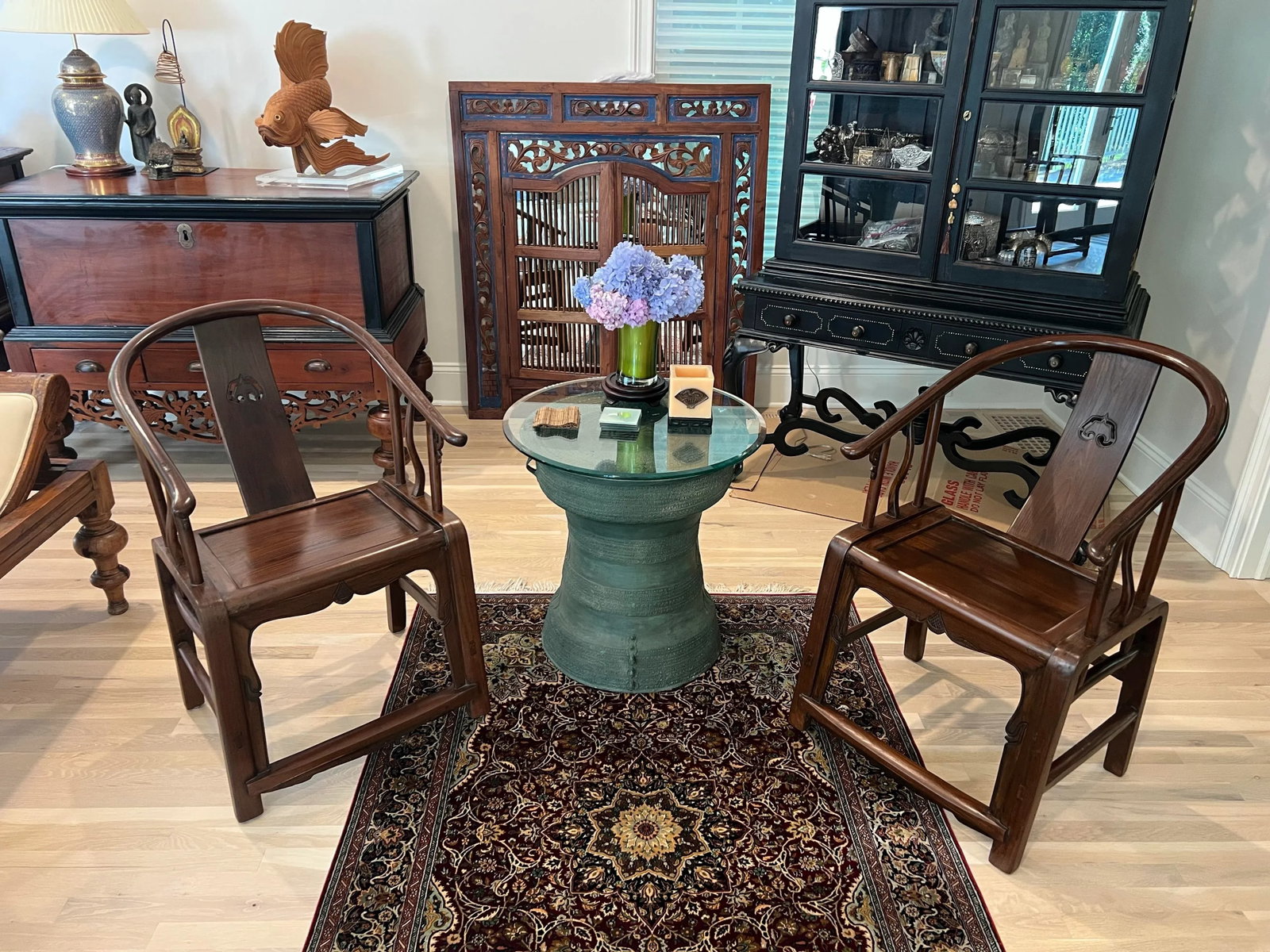 Qing Dynasty Horseshoe Backed Armchairs Matching Pair - 12