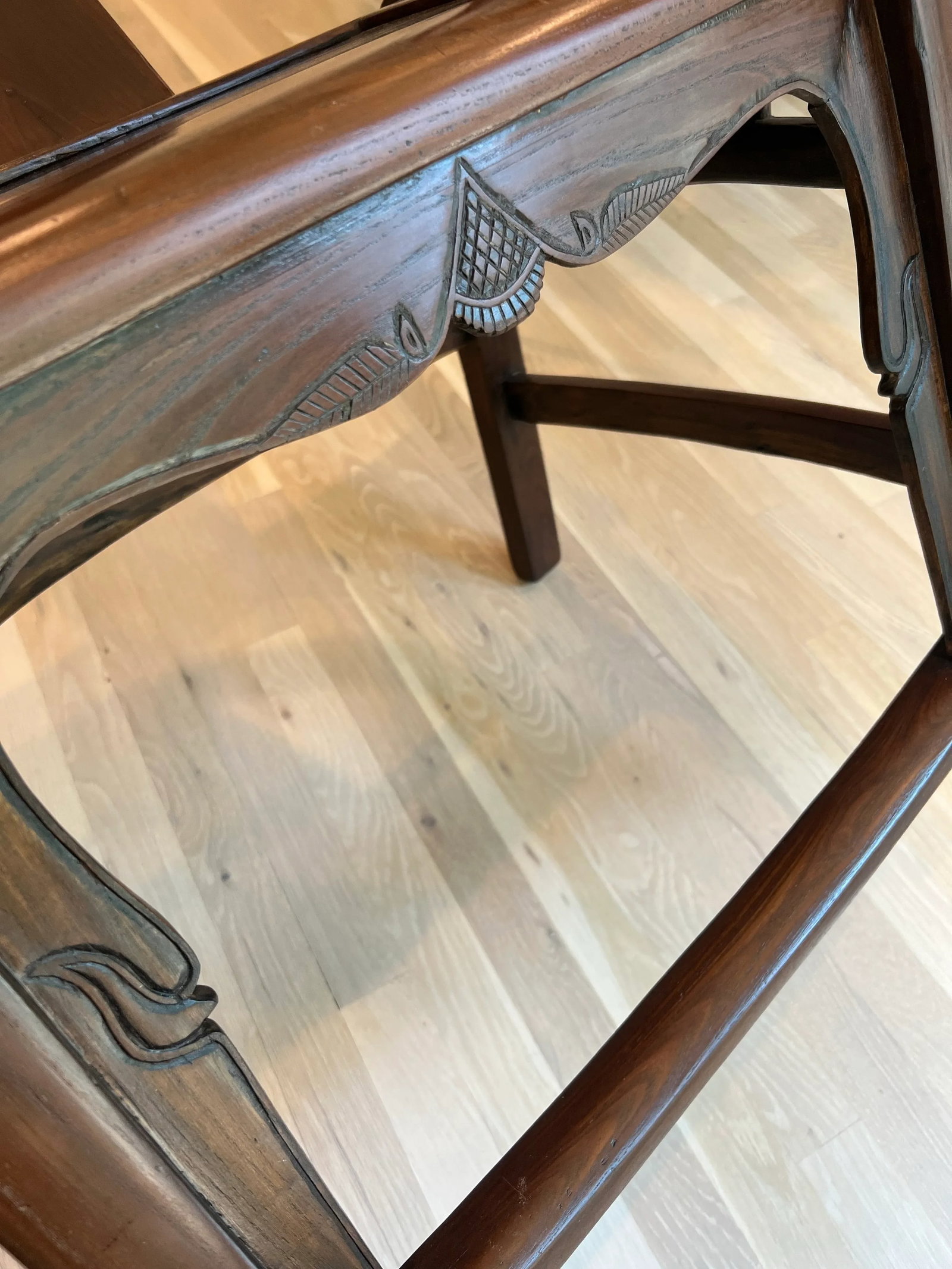Qing Dynasty Horseshoe Backed Armchairs Matching Pair - 9
