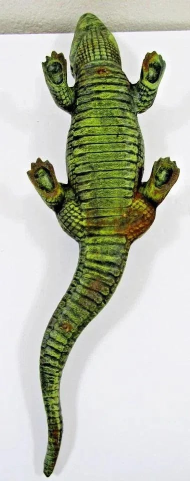 Antique Large Cast Iron Alligator Sculpture With Original Paint 29.5 in Long - 17