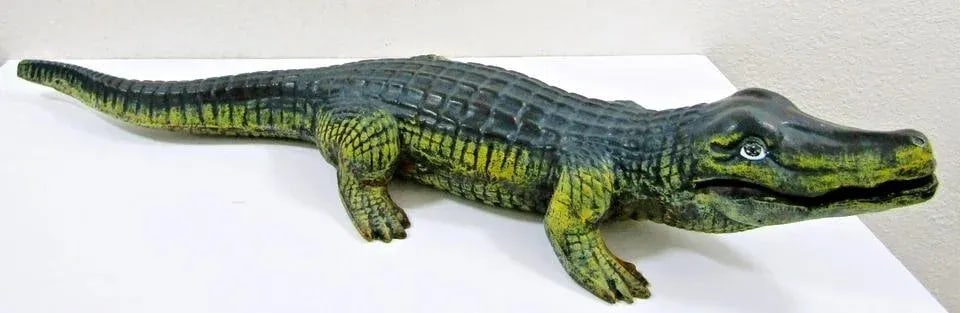 Antique Large Cast Iron Alligator Sculpture With Original Paint 29.5 in Long - 3