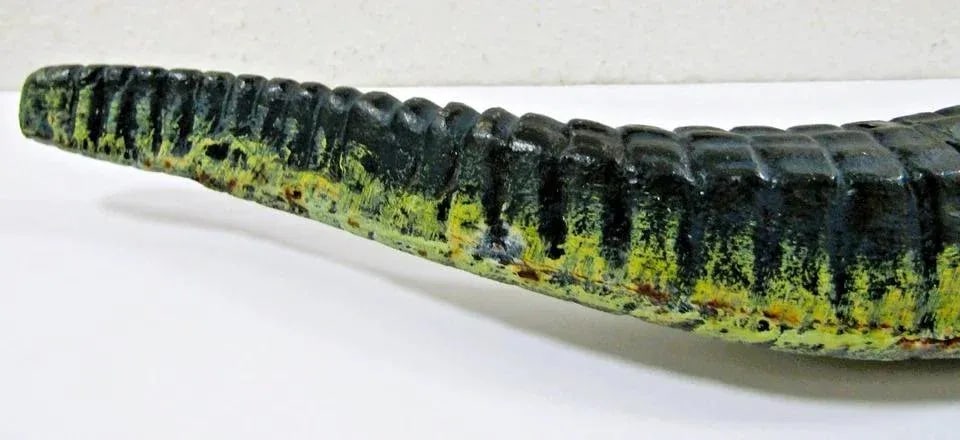 Antique Large Cast Iron Alligator Sculpture With Original Paint 29.5 in Long - 7