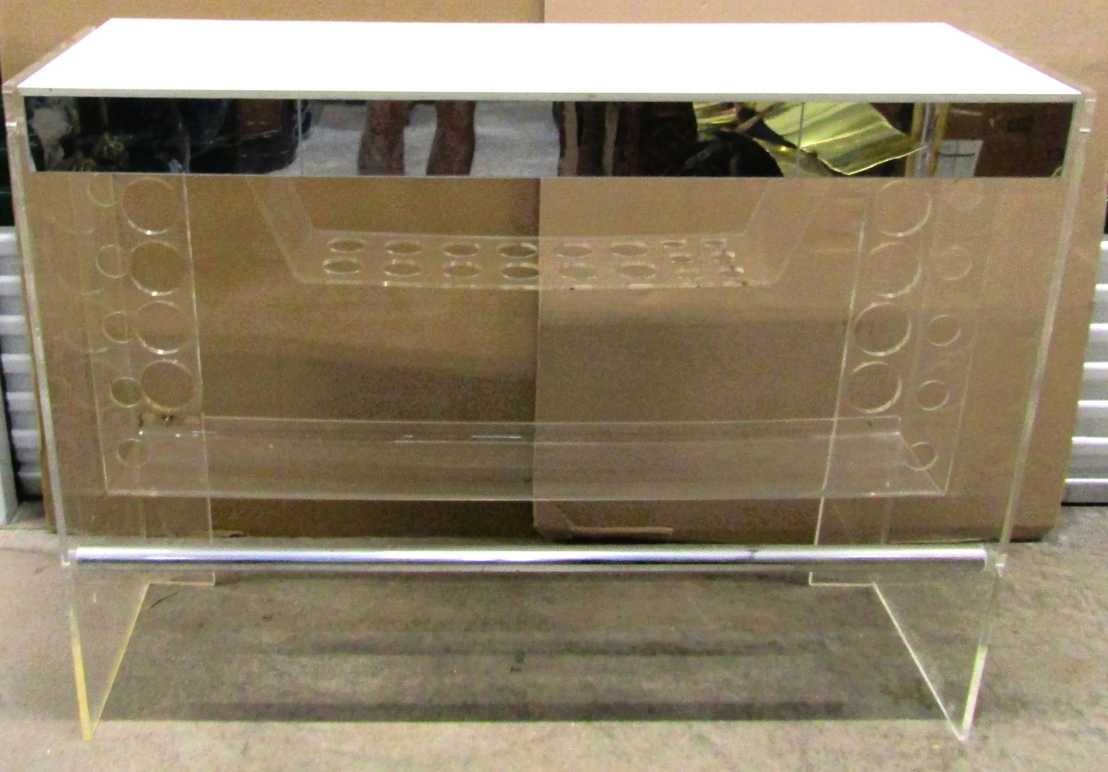 Large Luigi Bardini Mid-Century Modern Illuminated Lucite Bar With Drawer - 16