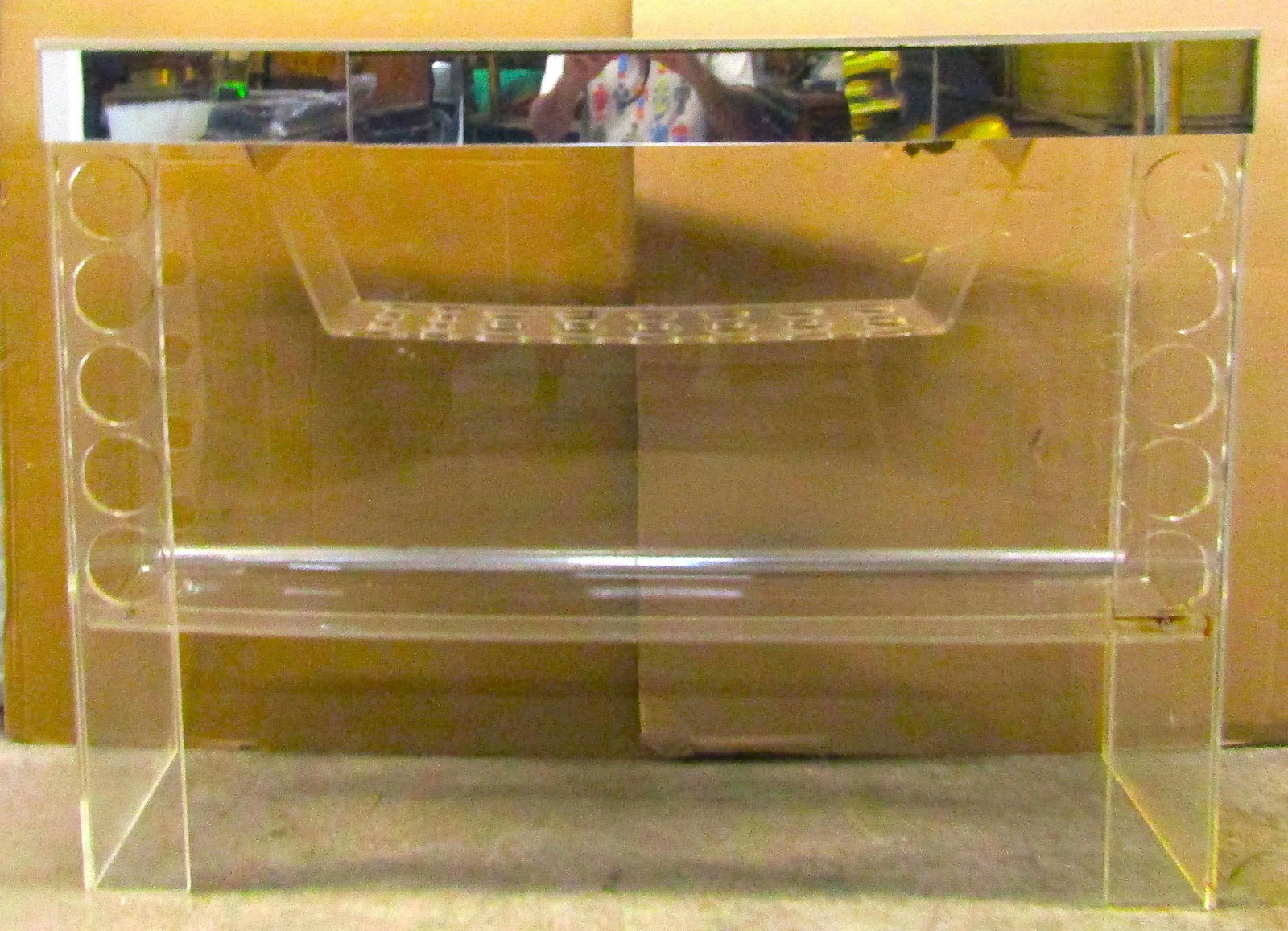 Large Luigi Bardini Mid-Century Modern Illuminated Lucite Bar With Drawer - 3