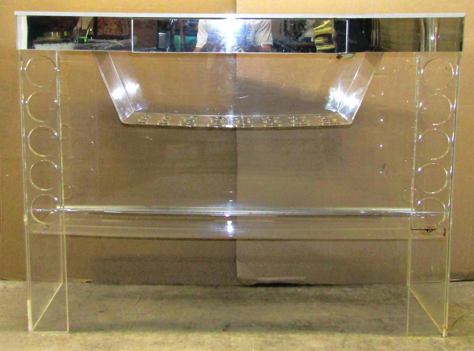Large Luigi Bardini Mid-Century Modern Illuminated Lucite Bar With Drawer - 4