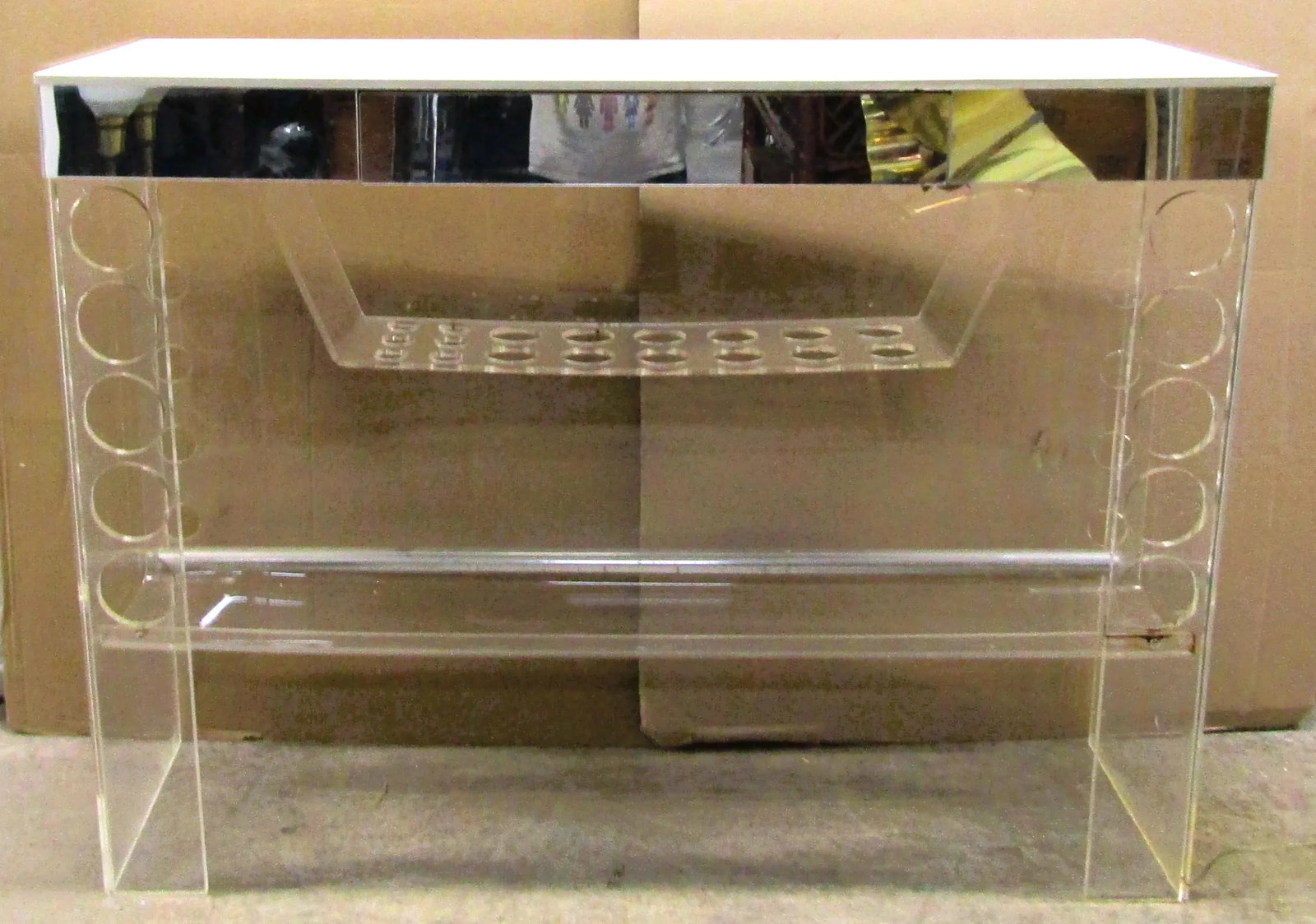 Large Luigi Bardini Mid-Century Modern Illuminated Lucite Bar With Drawer - 6