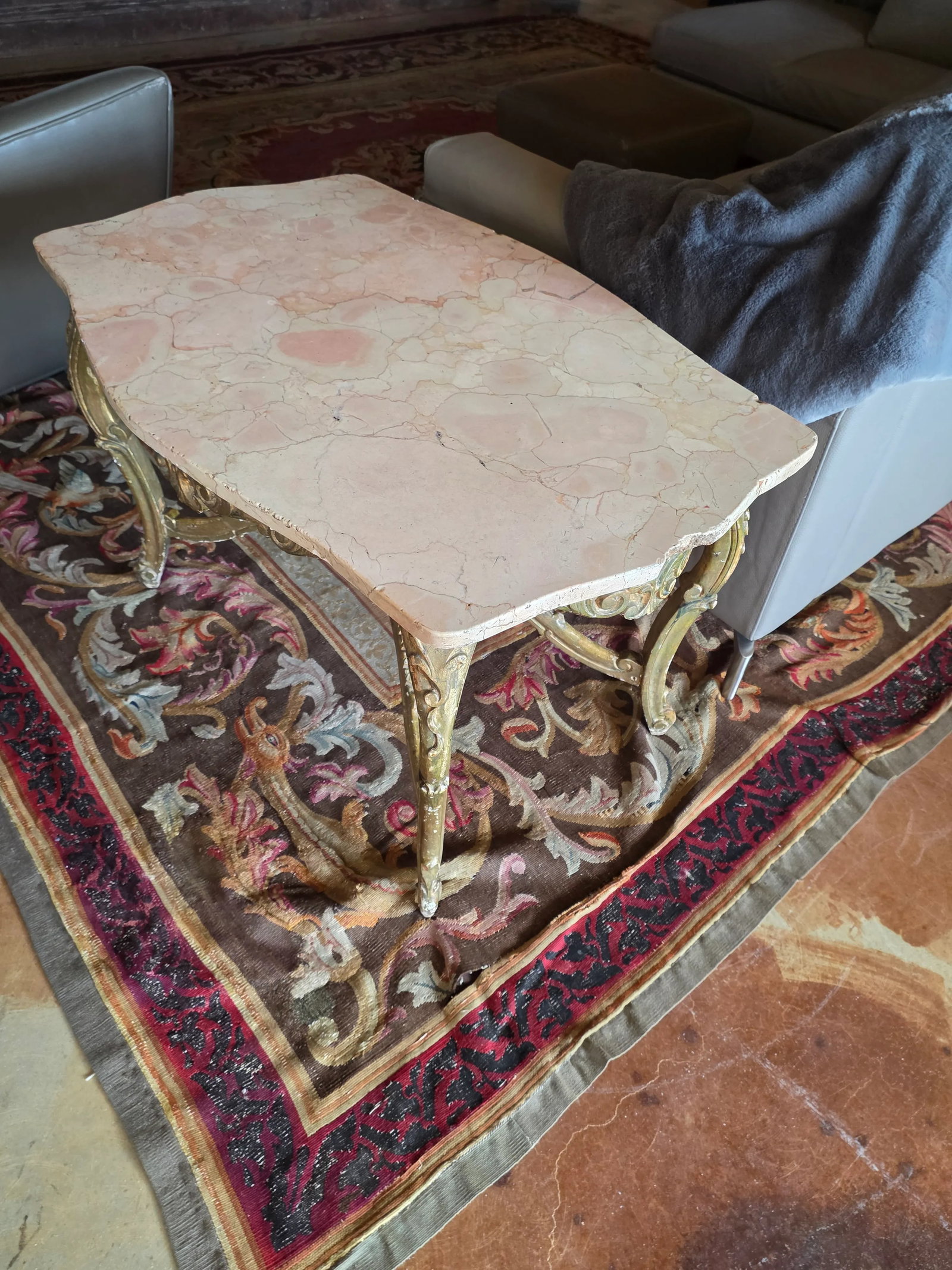 Side Table With Marble Top and Gilded Wood Base - 2